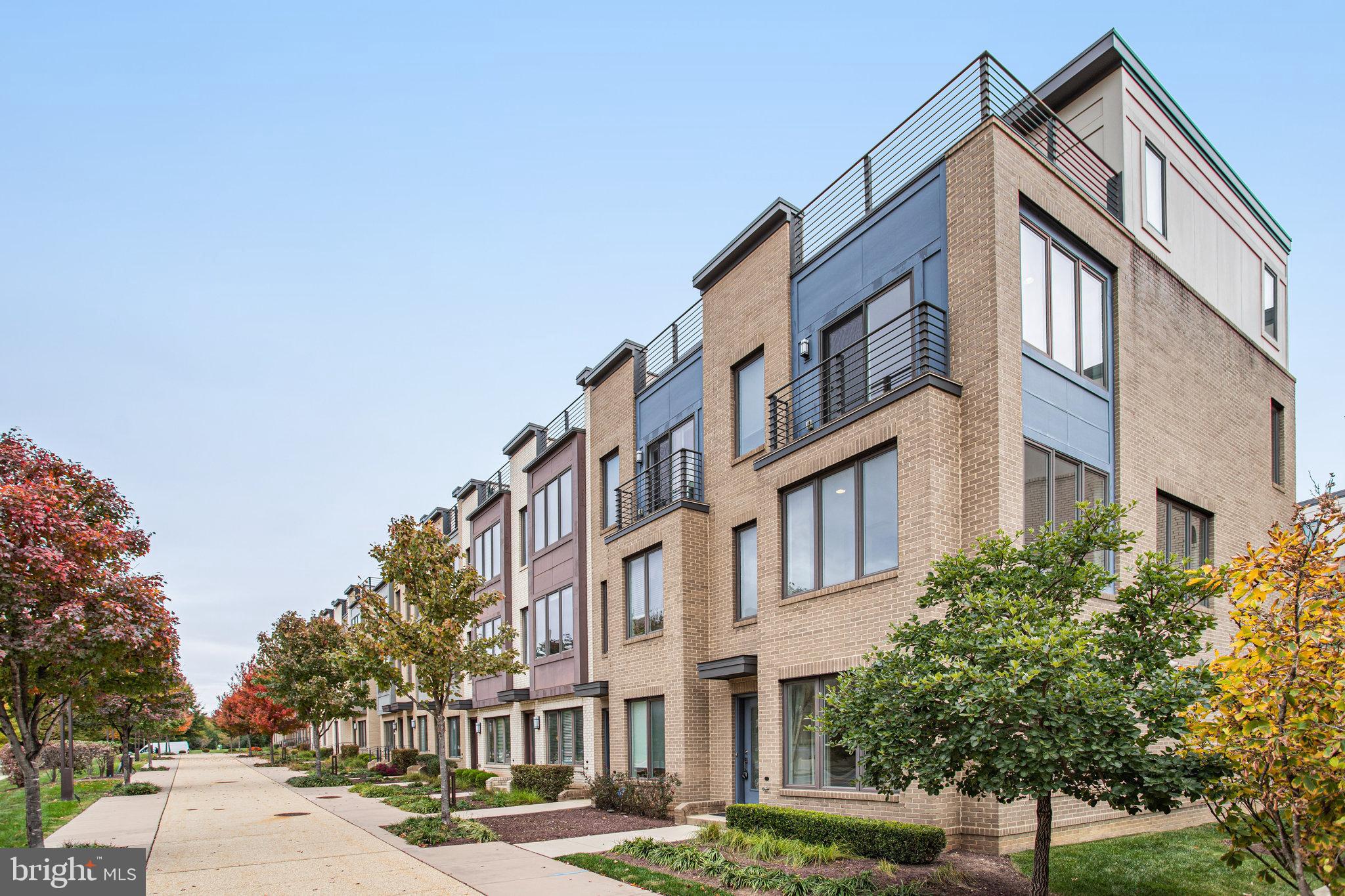 Real estate listing preview #1