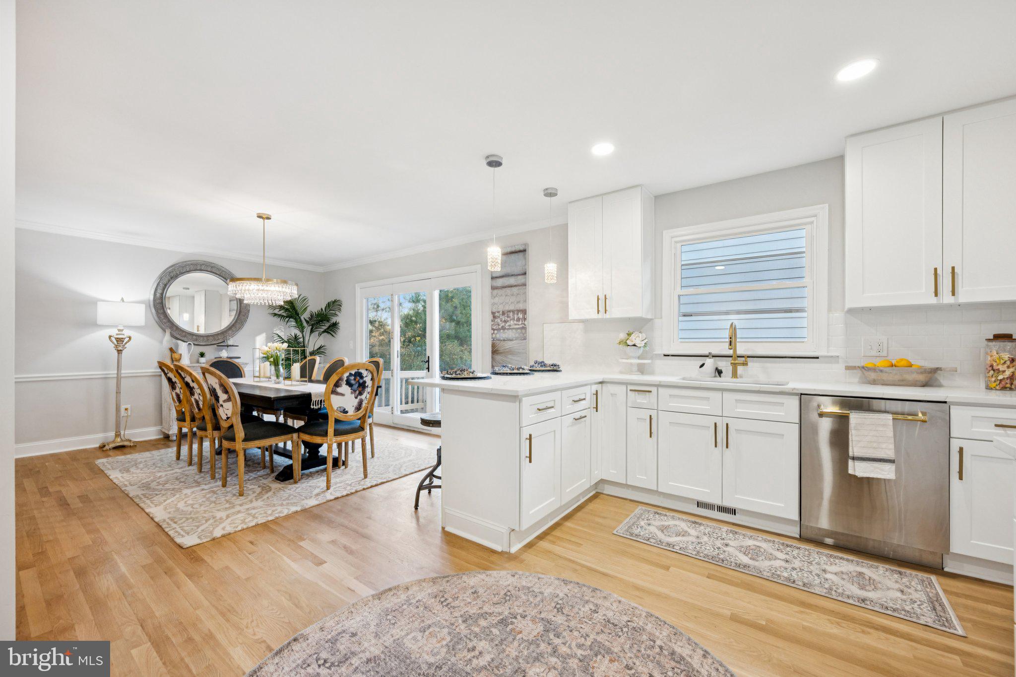 Real estate listing preview #9