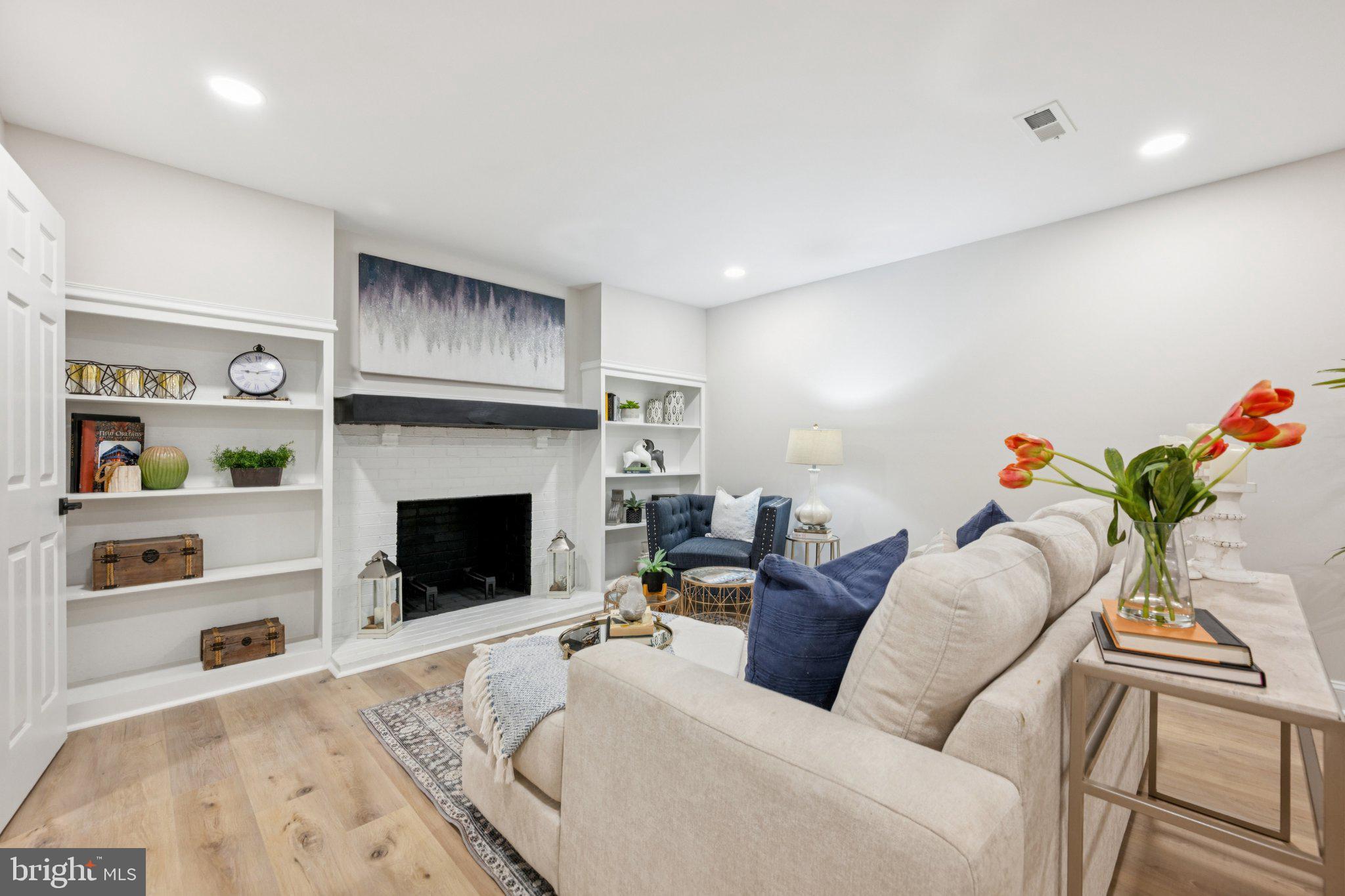 Real estate listing preview #30