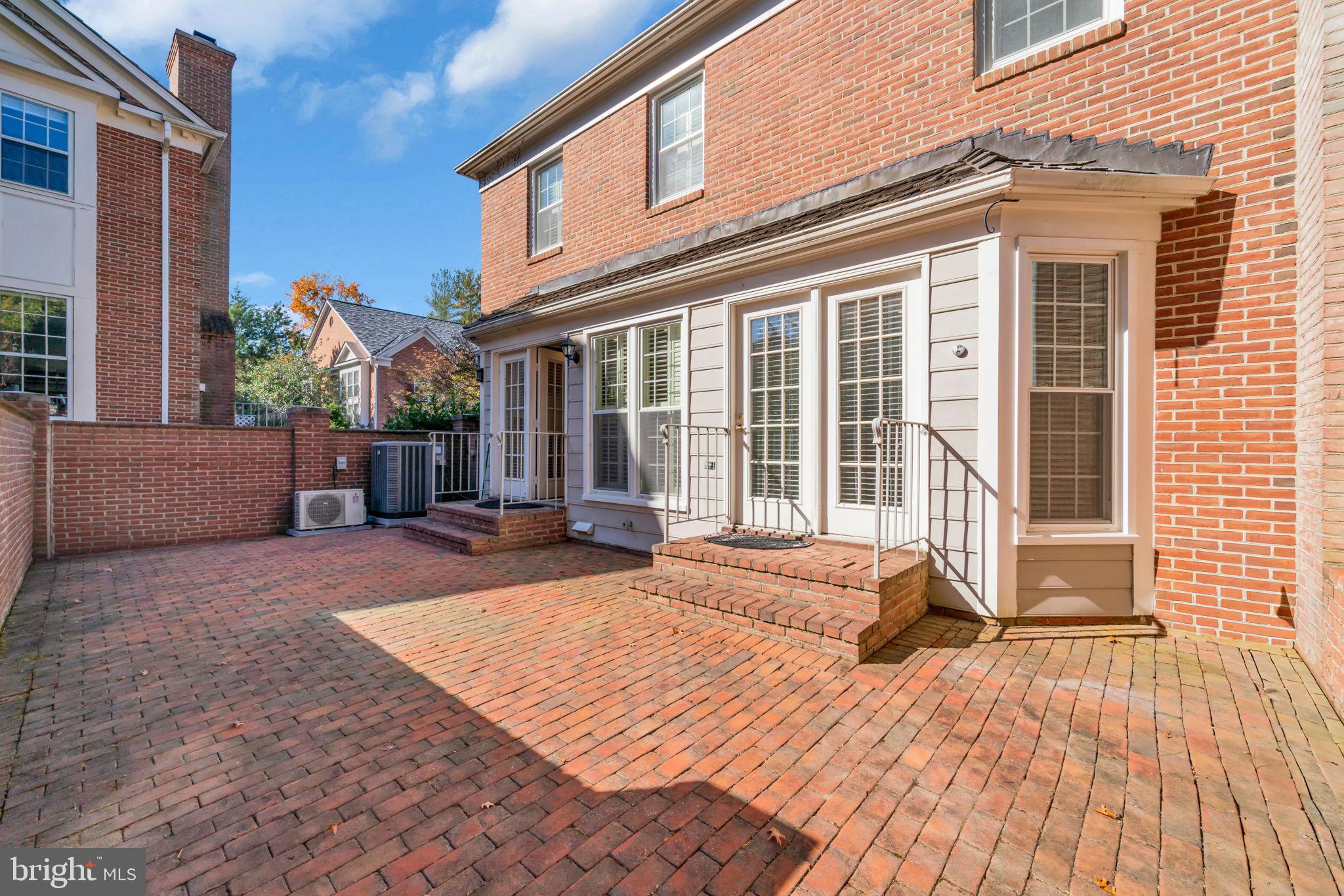 Real estate listing preview #54