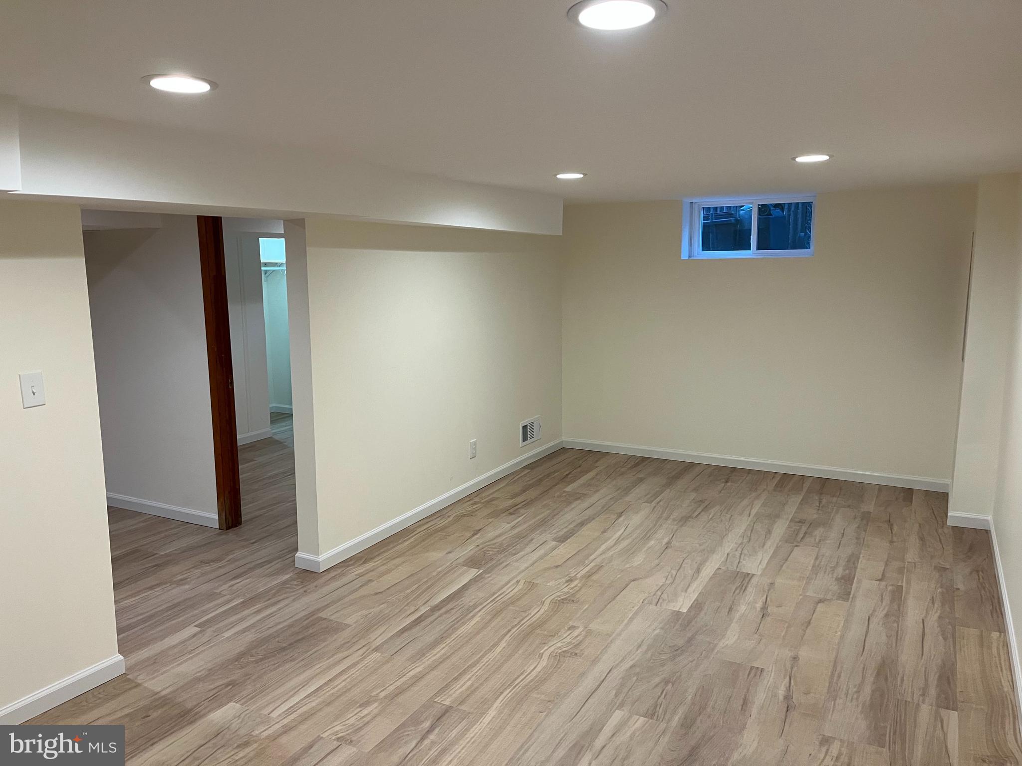 Real estate listing preview #28