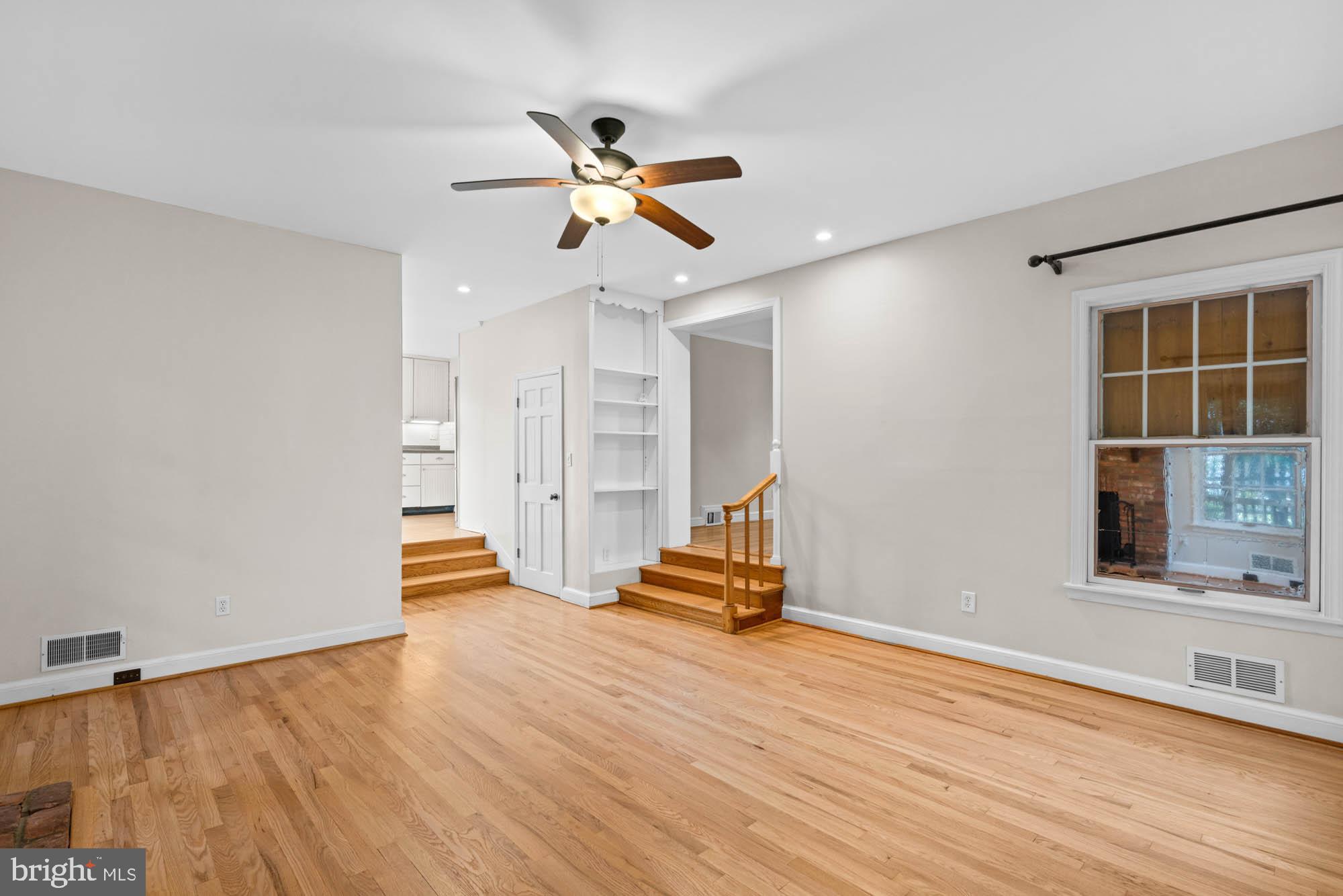 Real estate listing preview #25