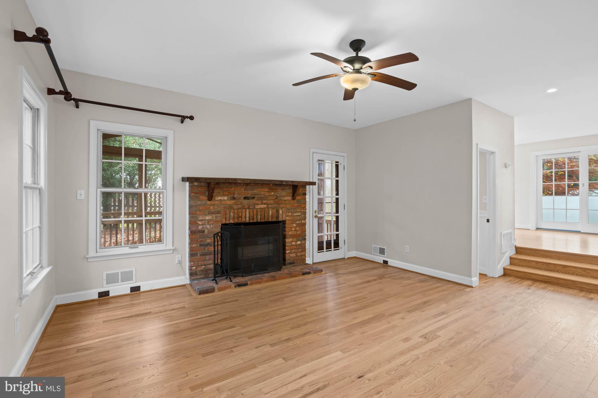 Real estate listing preview #24