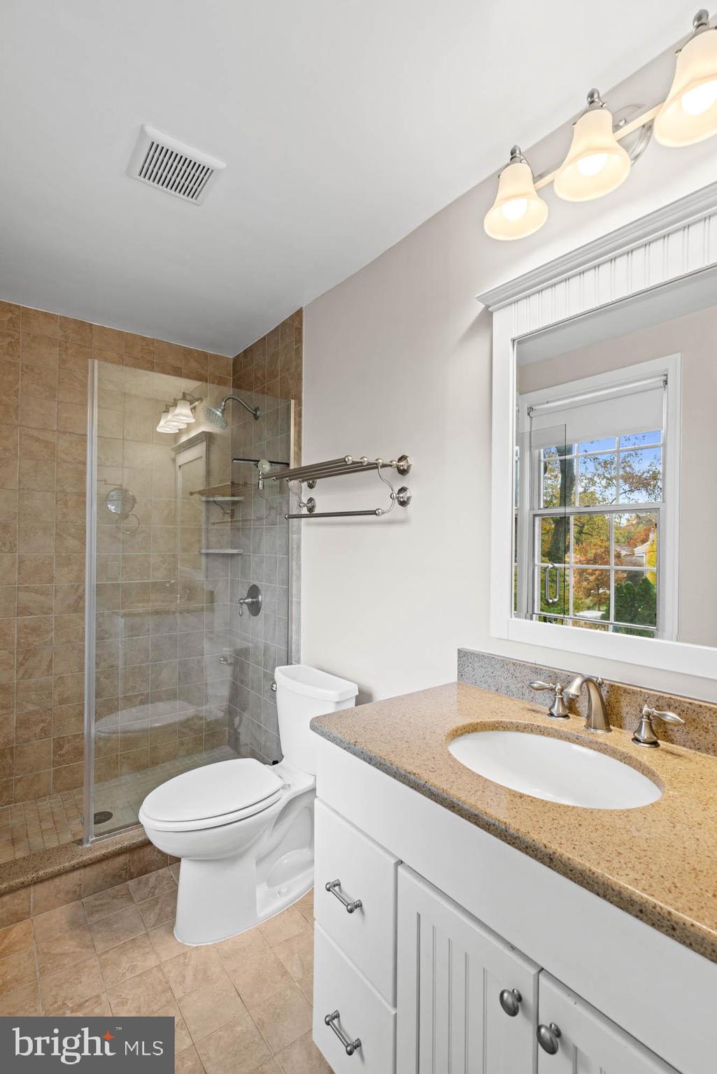 Real estate listing preview #36