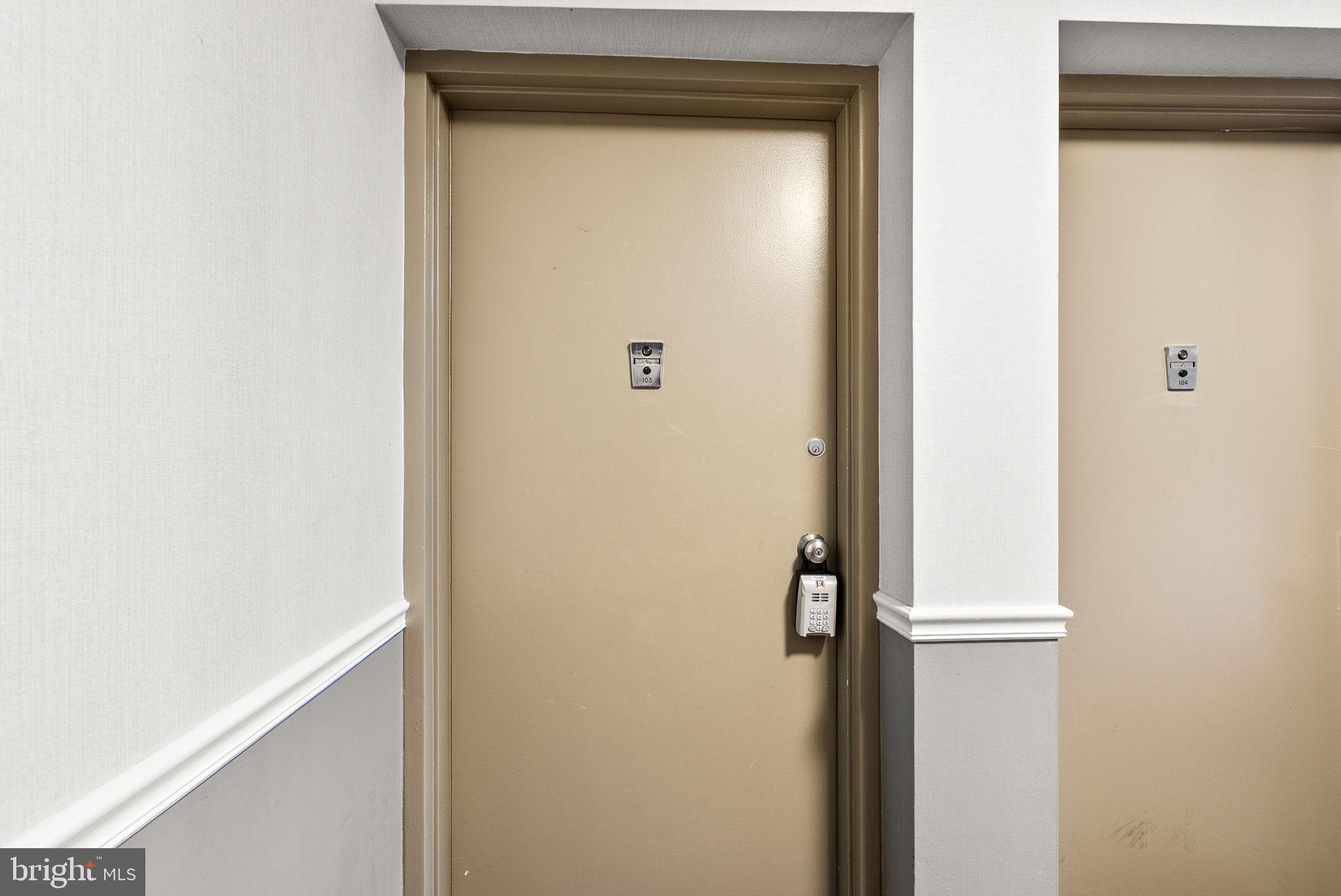 Real estate listing preview #3