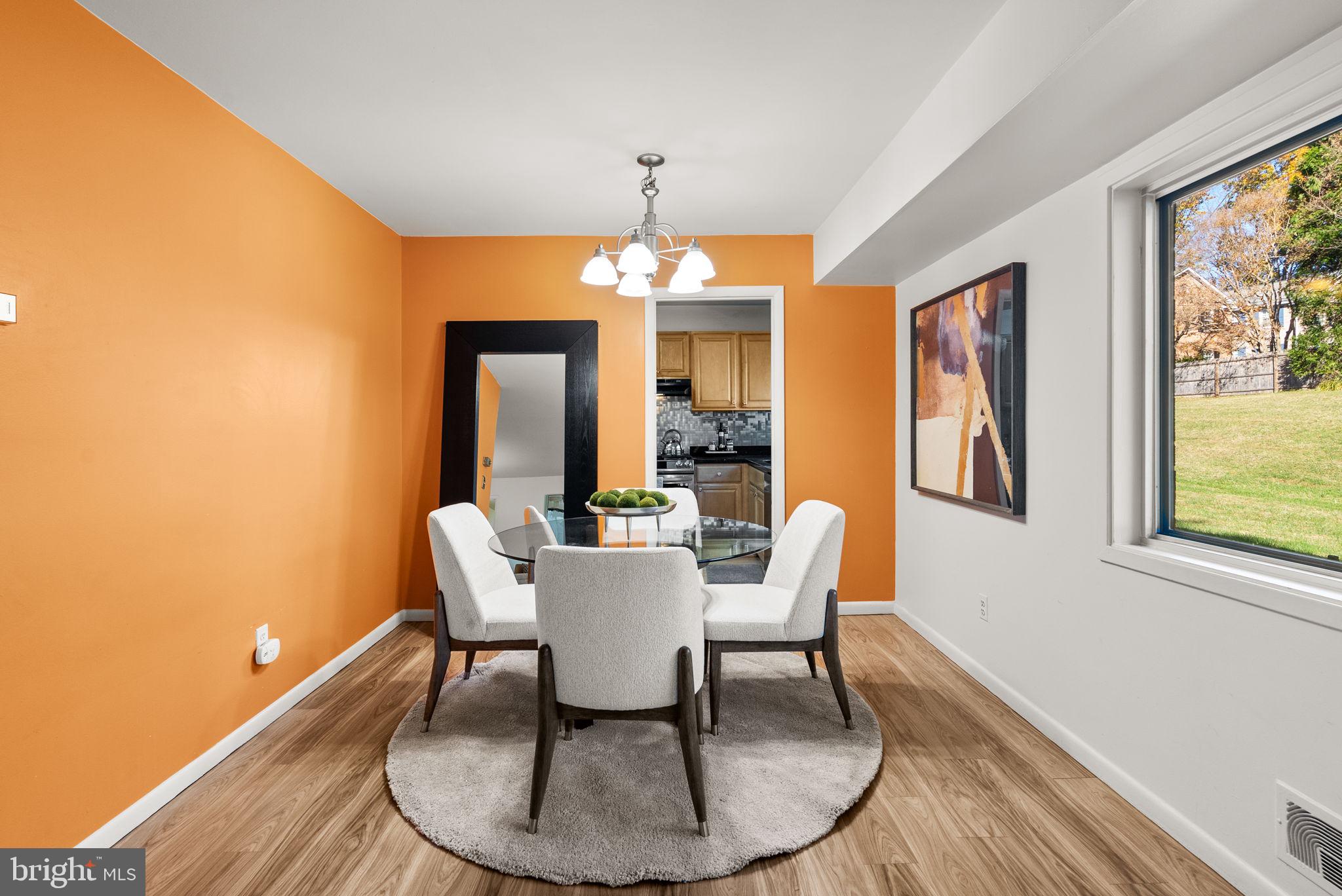 Real estate listing preview #10