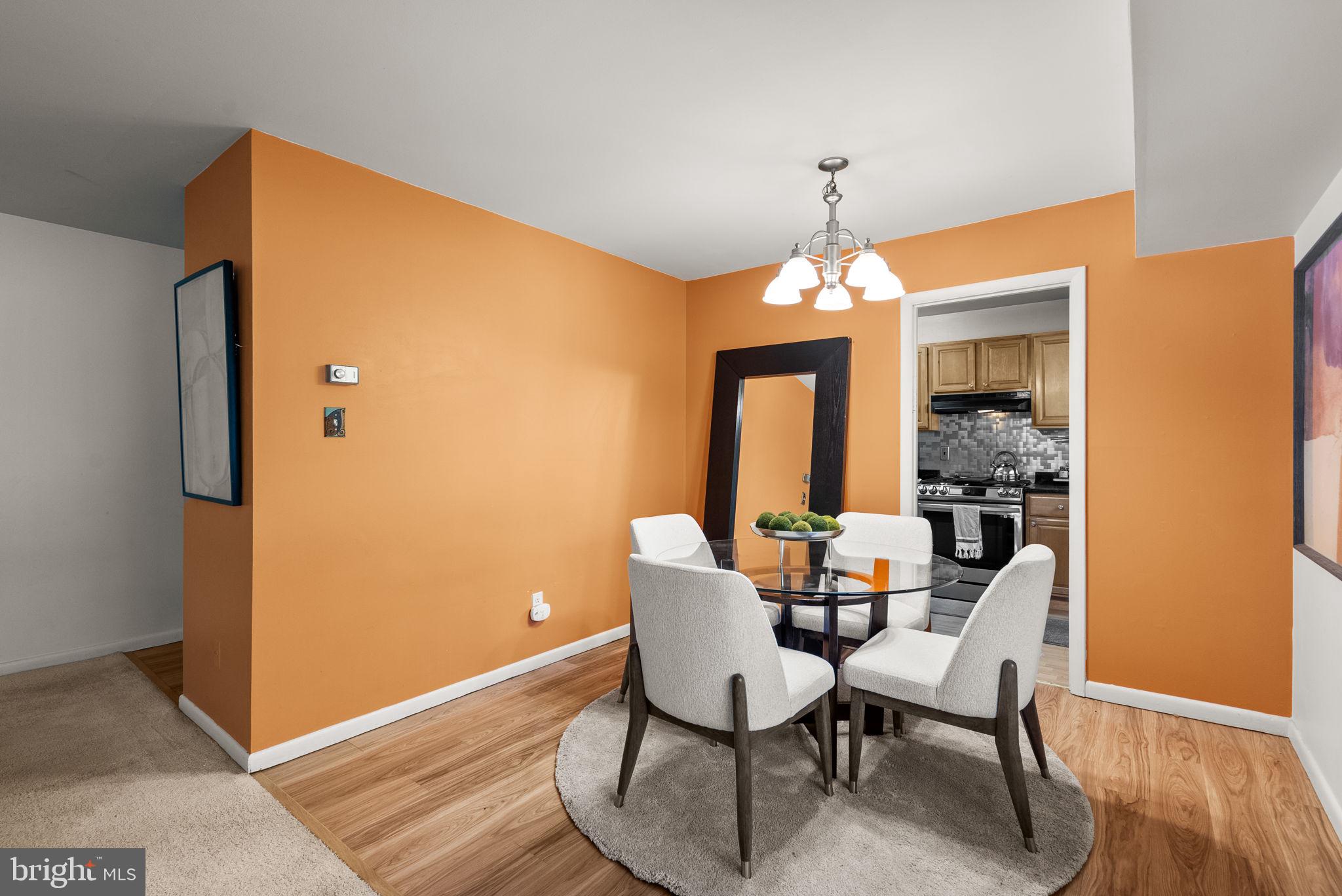 Real estate listing preview #11