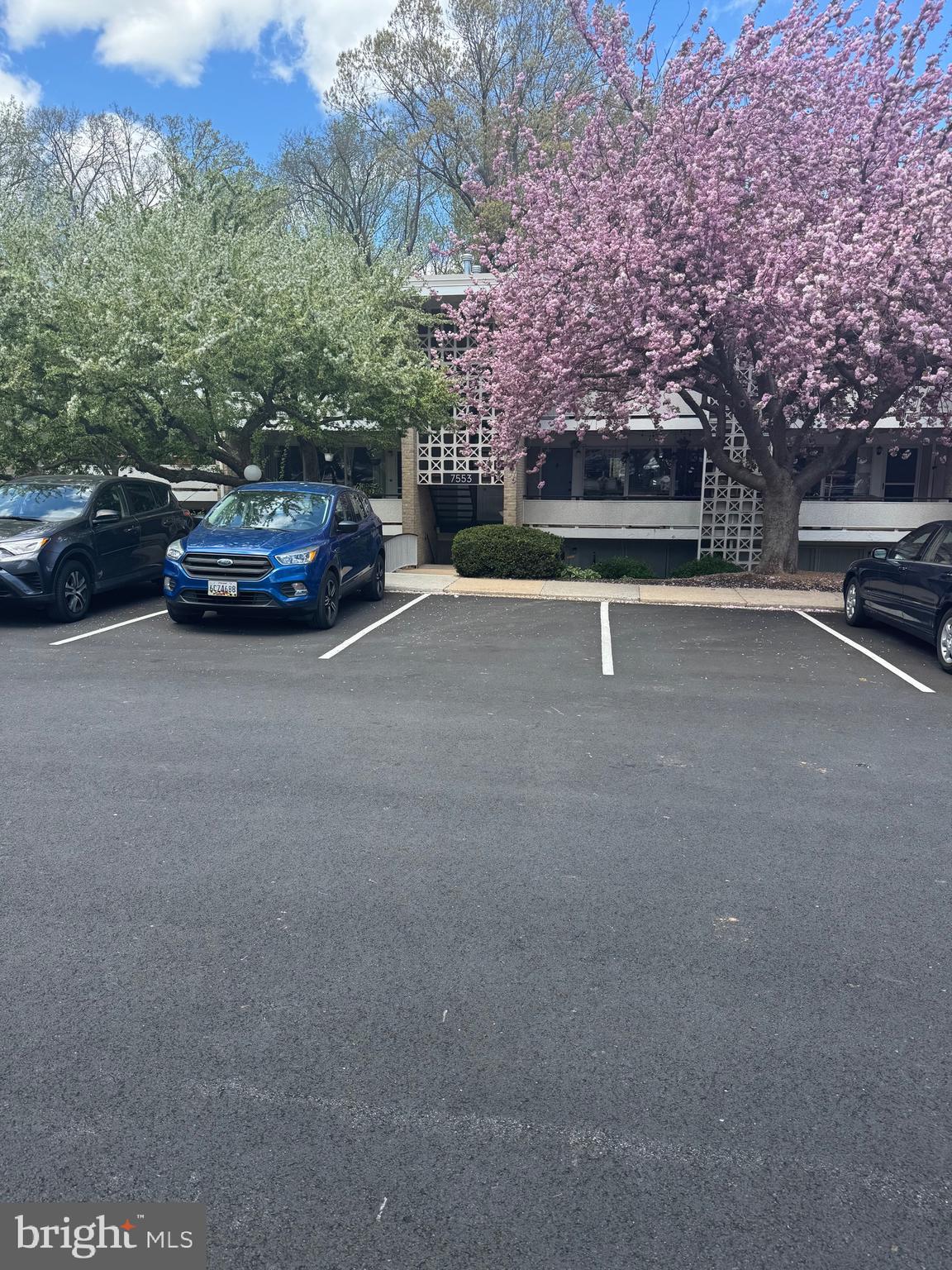 Real estate listing preview #1