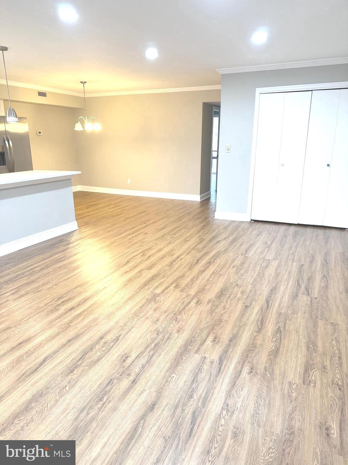 Real estate listing preview #9