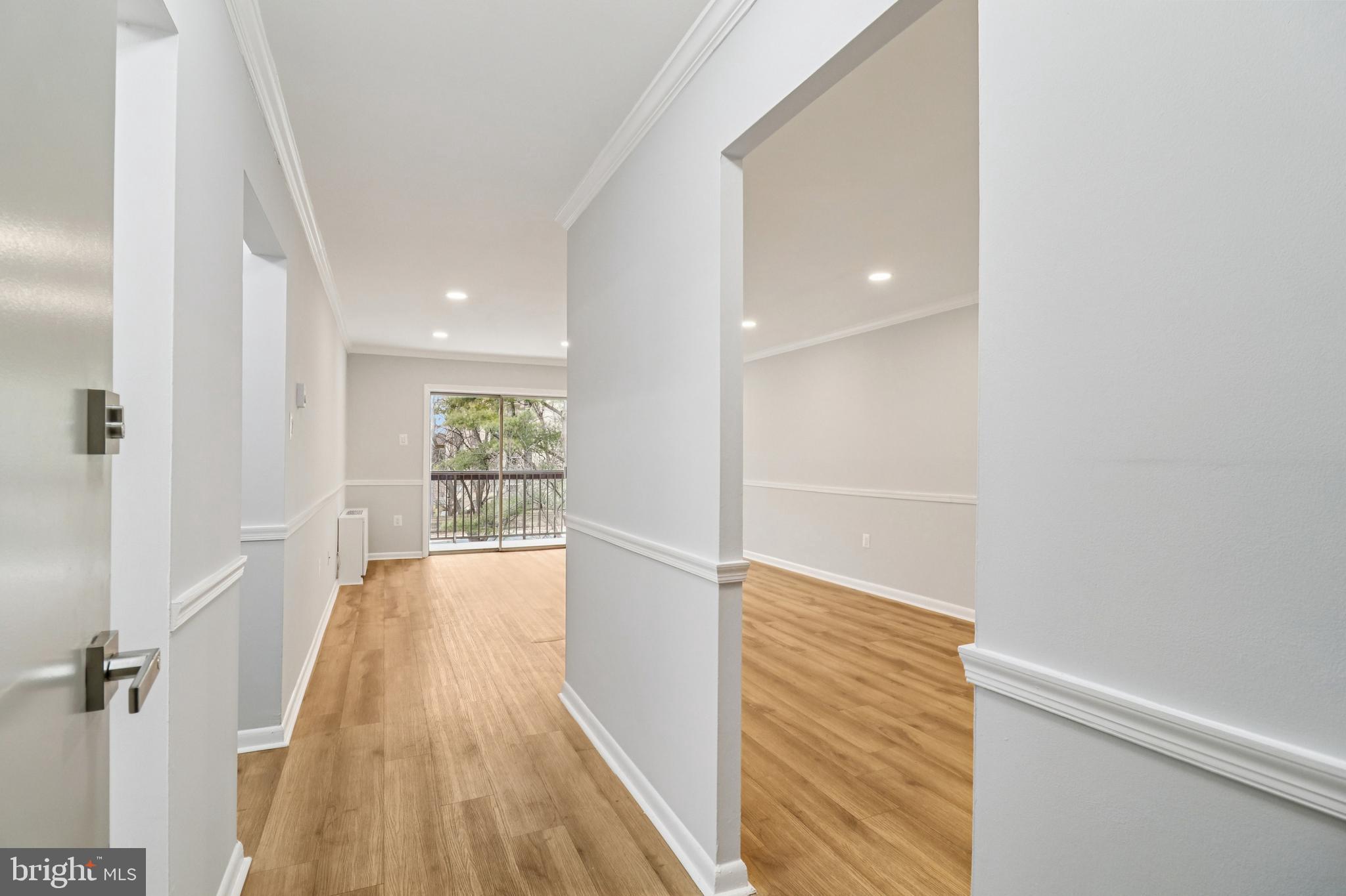 Real estate listing preview #4