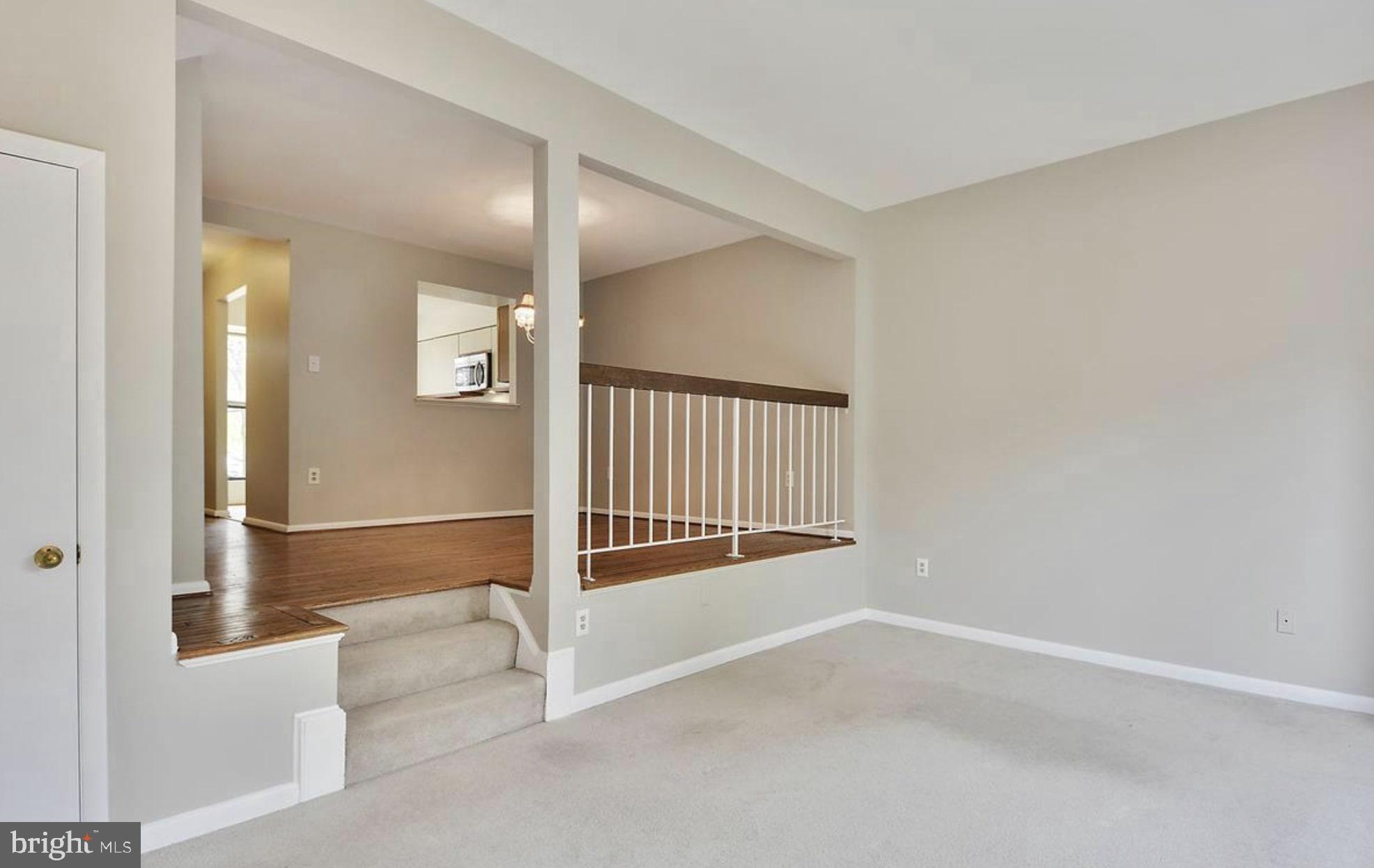 Real estate listing preview #8