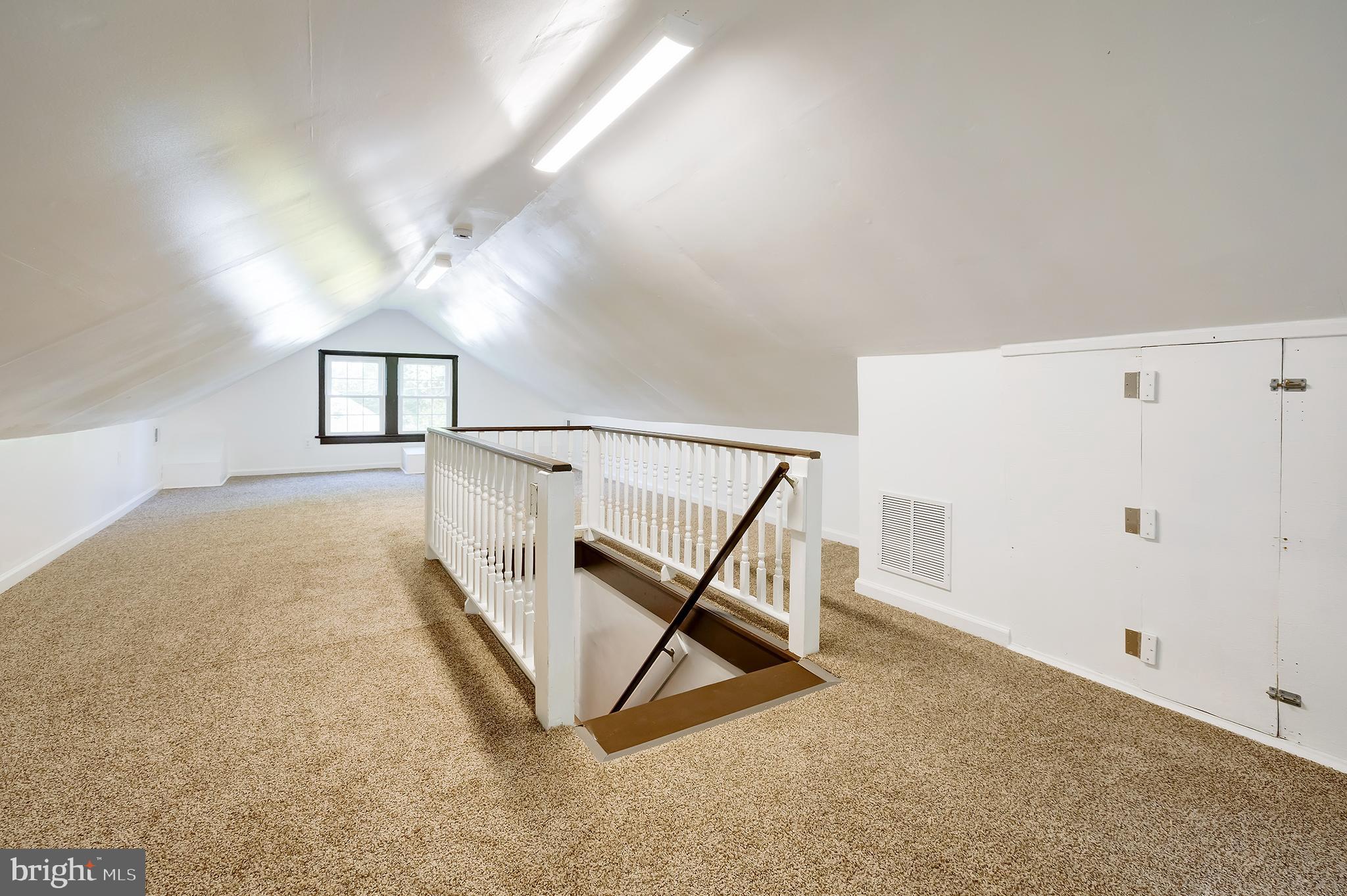 Real estate listing preview #35