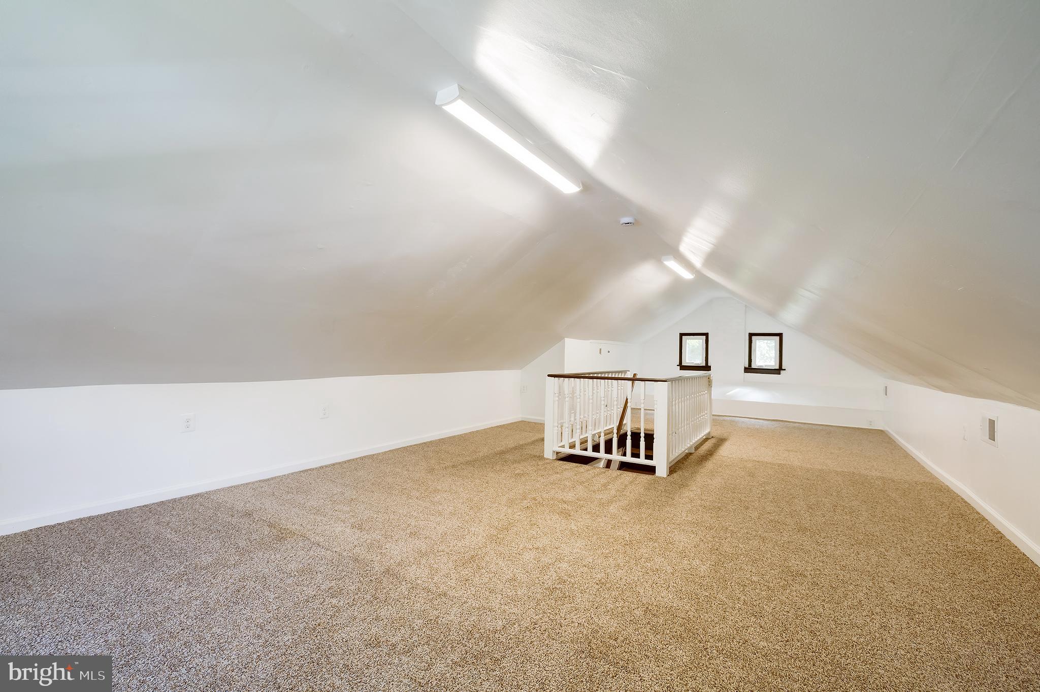 Real estate listing preview #33