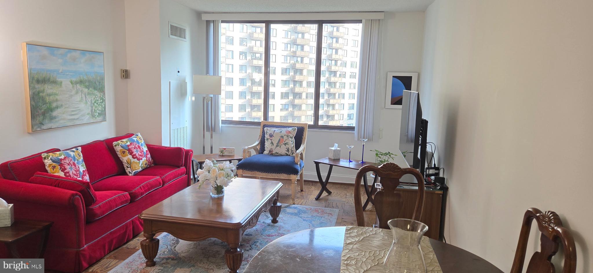 Real estate listing preview #9