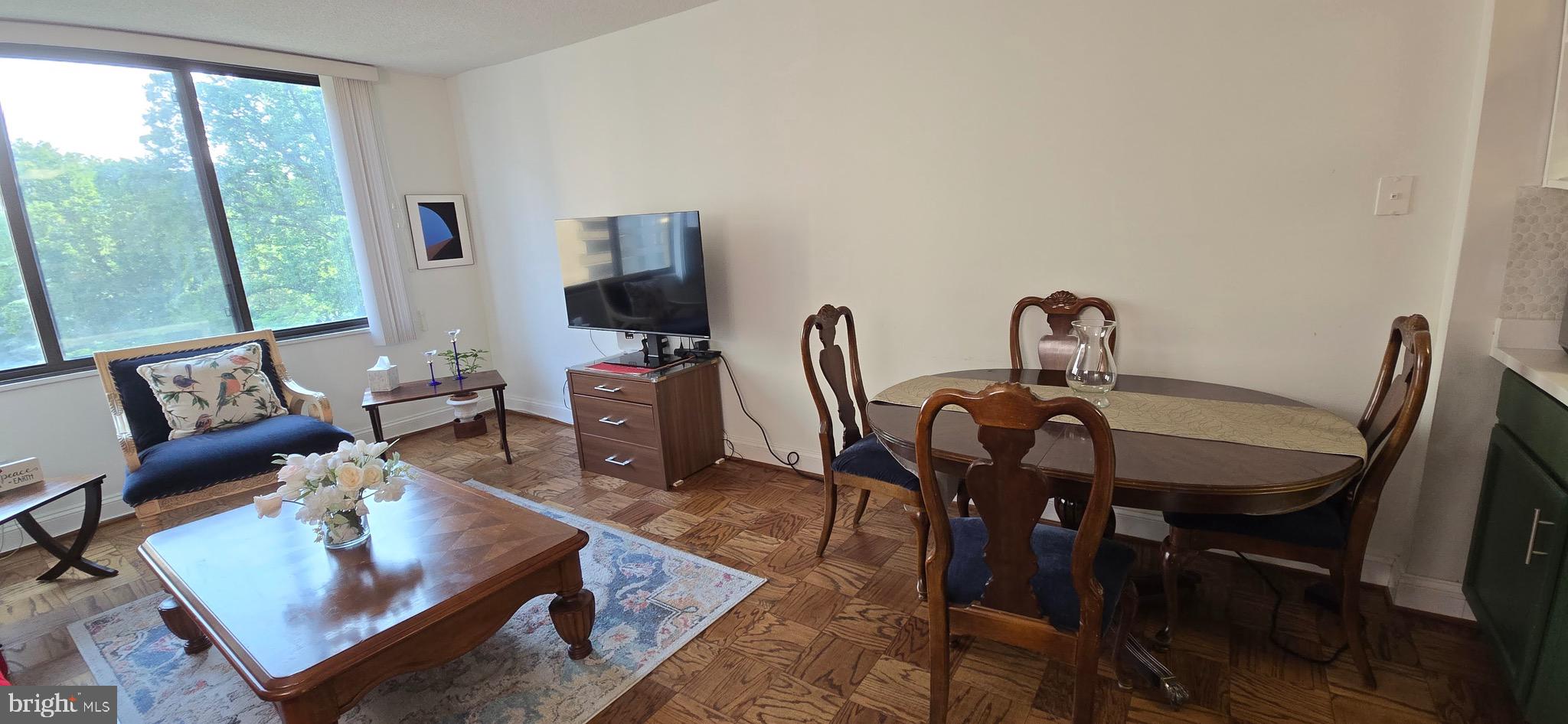 Real estate listing preview #2