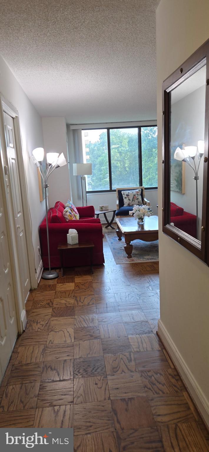 Real estate listing preview #13