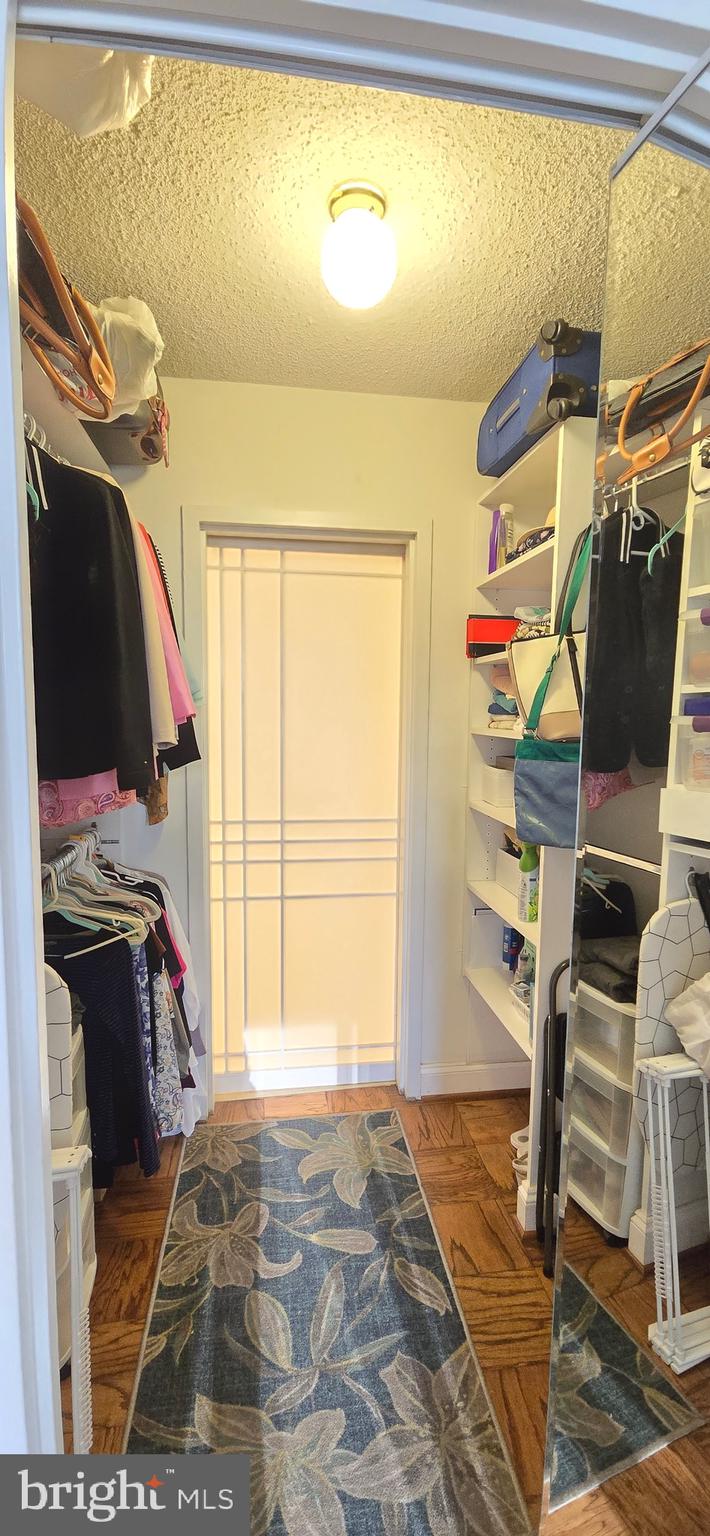 Real estate listing preview #18