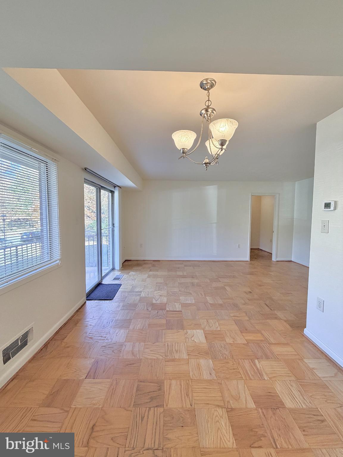 Real estate listing preview #20