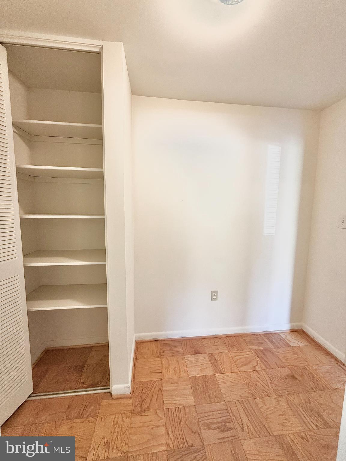 Real estate listing preview #11