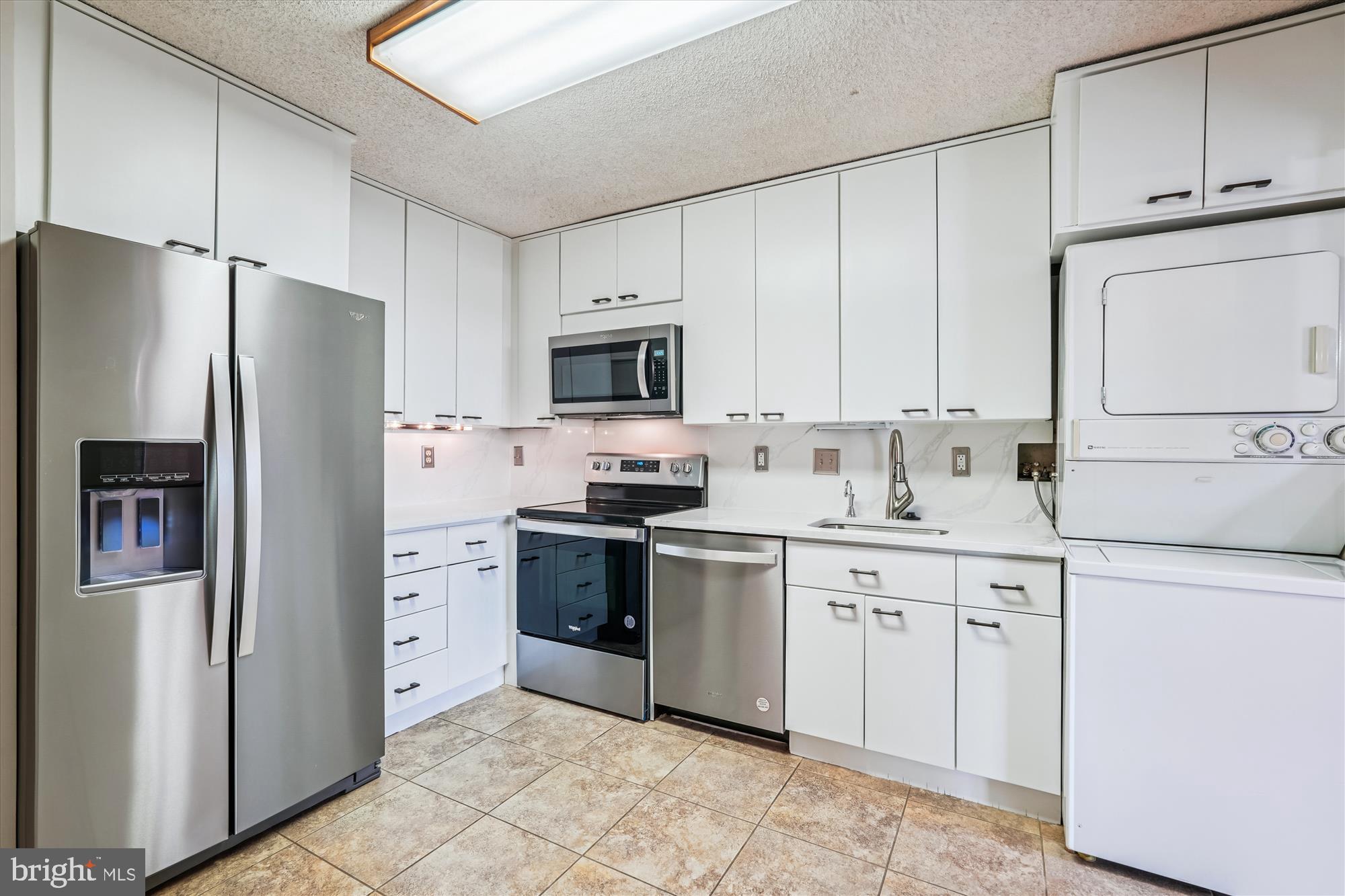 Real estate listing preview #9