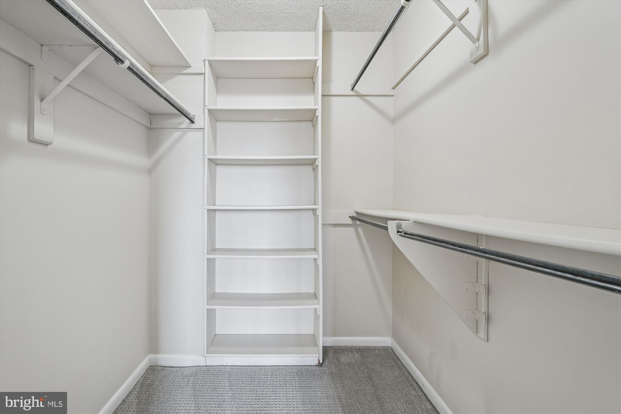 Real estate listing preview #24