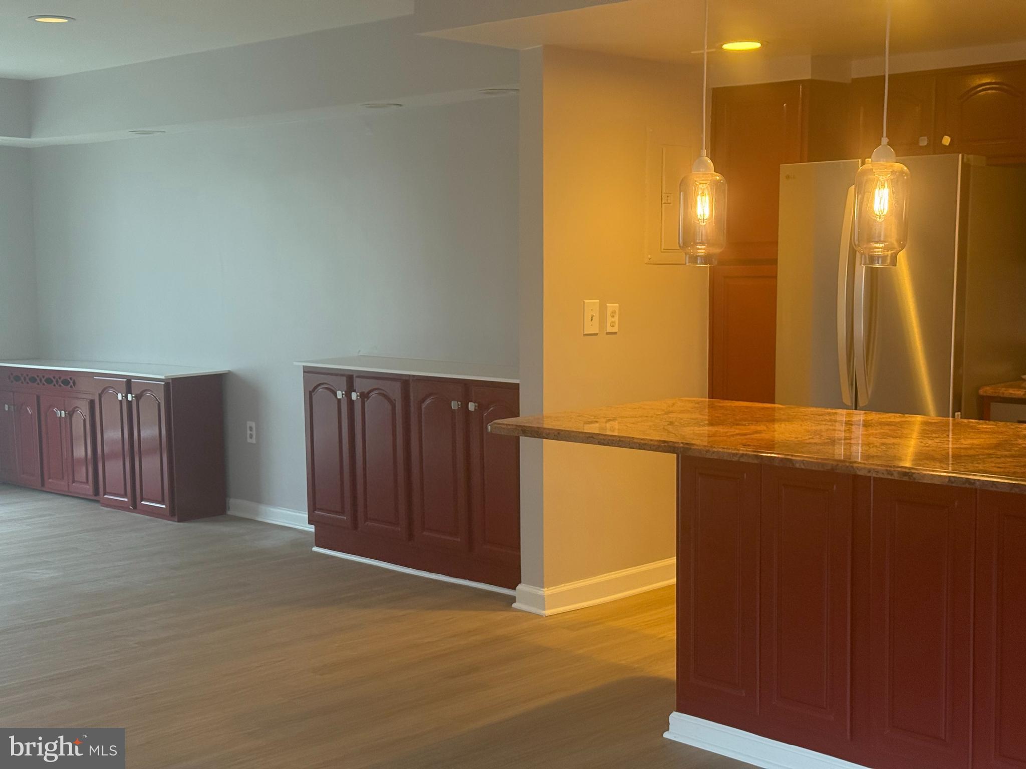 Real estate listing preview #17