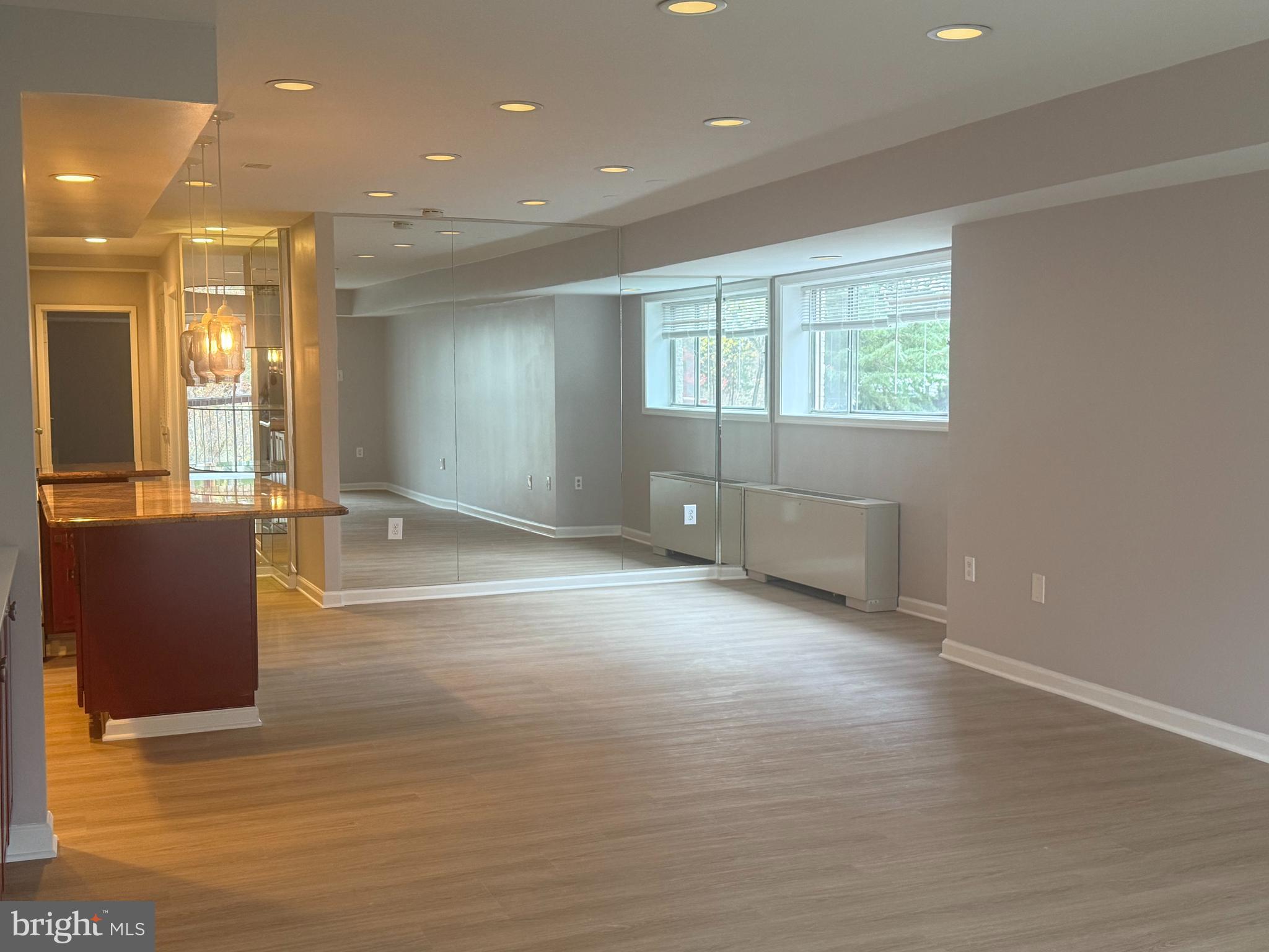 Real estate listing preview #19