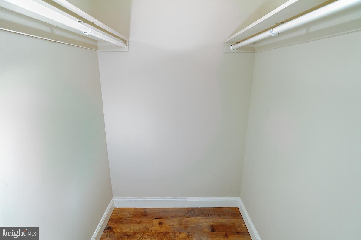 Real estate listing preview #11