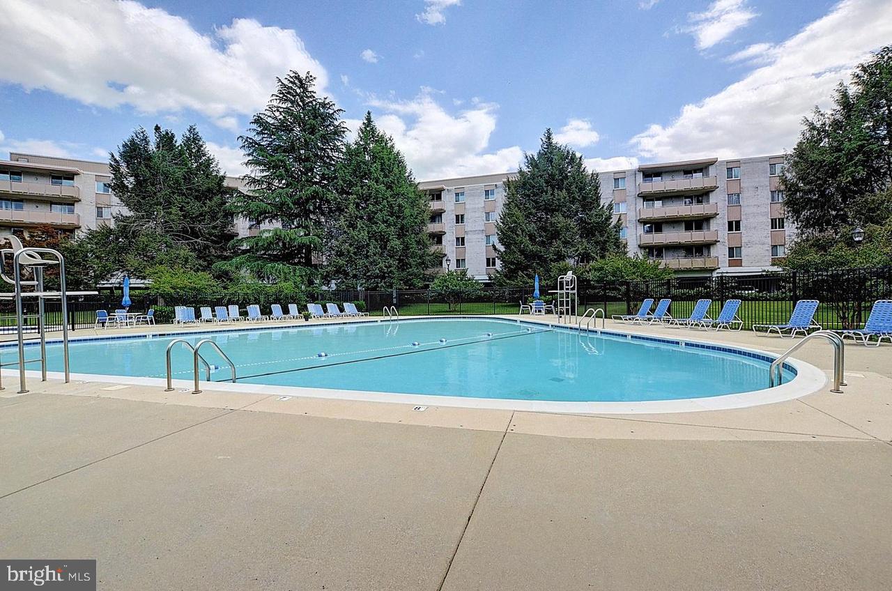 Real estate listing preview #1