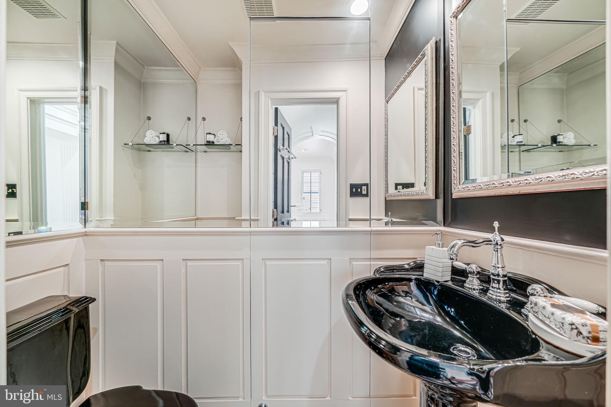 Real estate listing preview #10