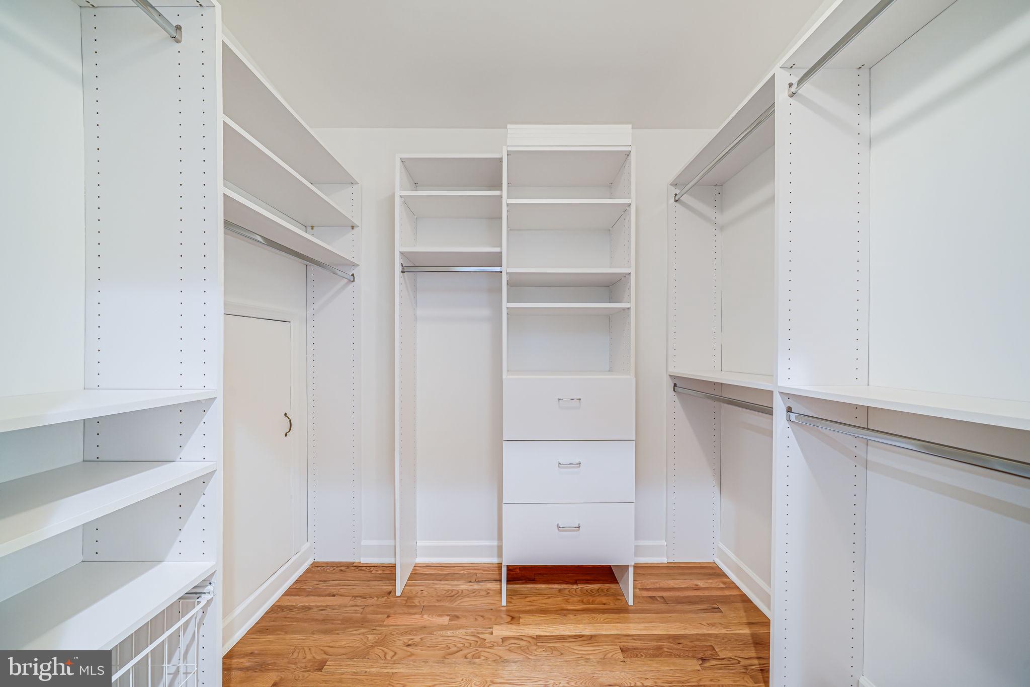 Real estate listing preview #28