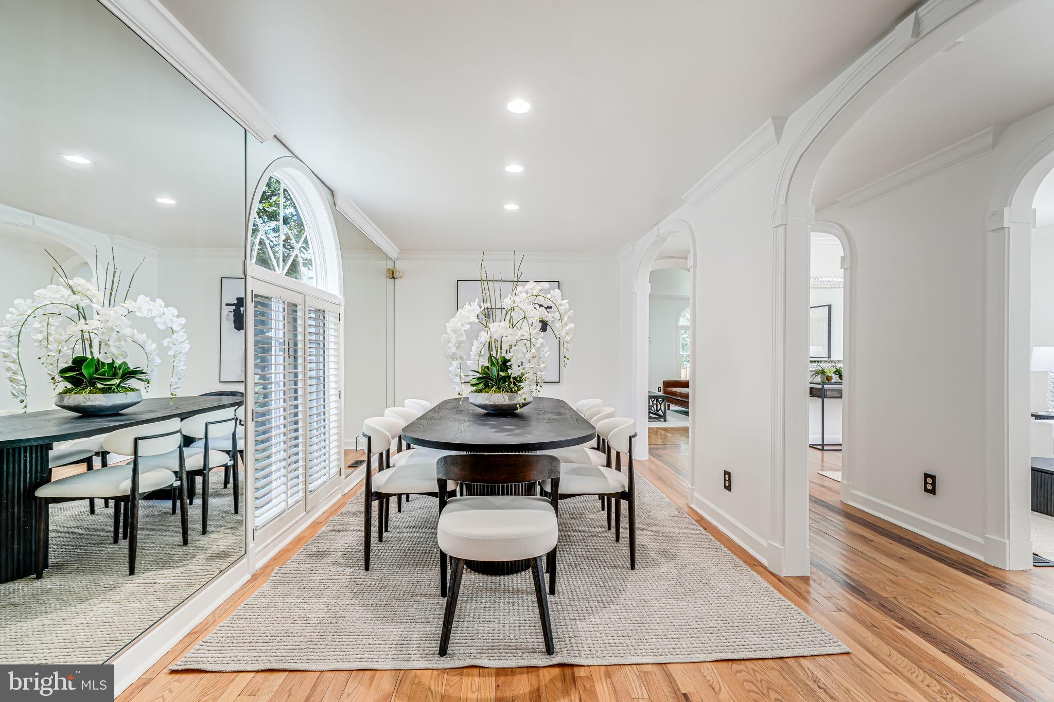 Real estate listing preview #12