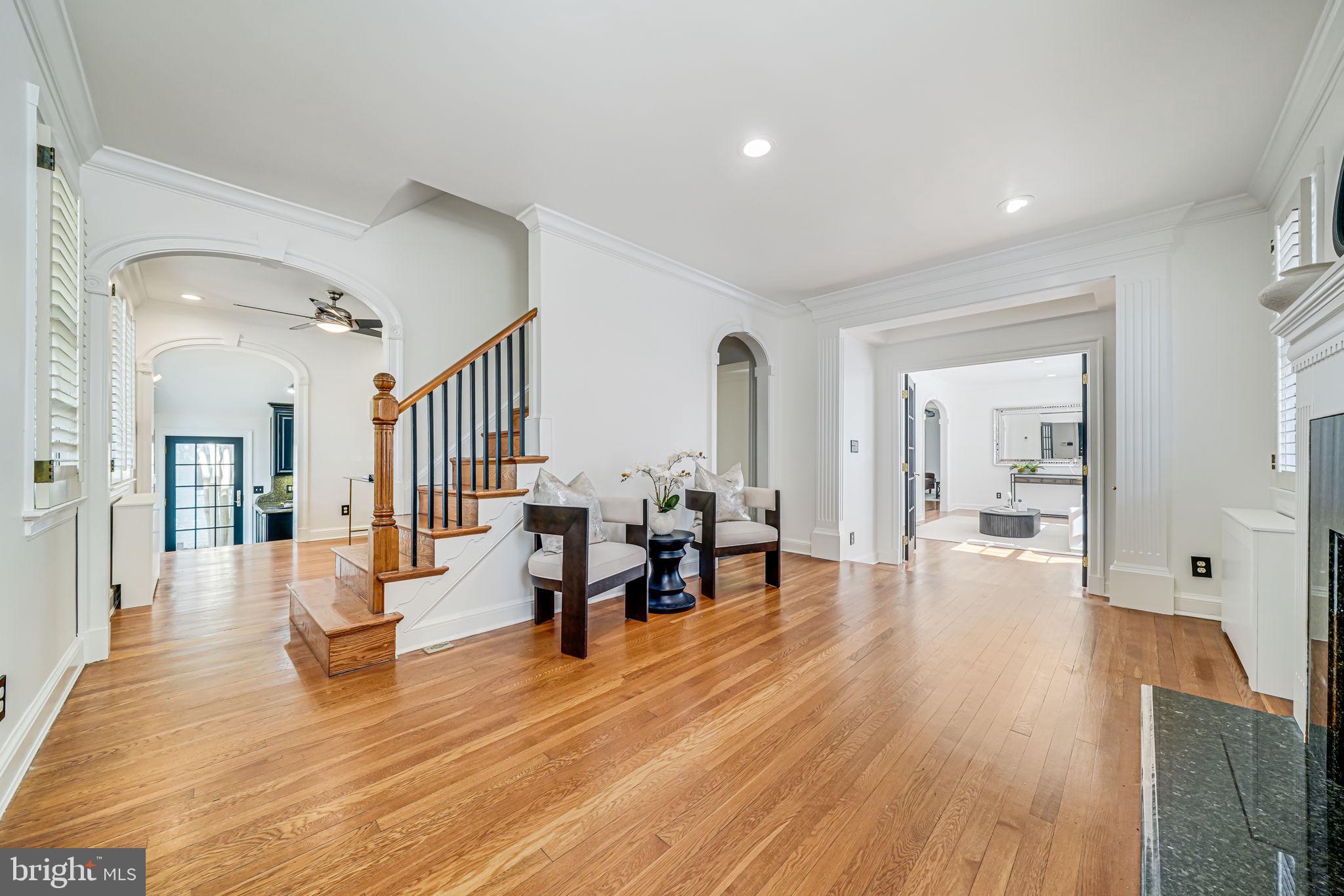 Real estate listing preview #5