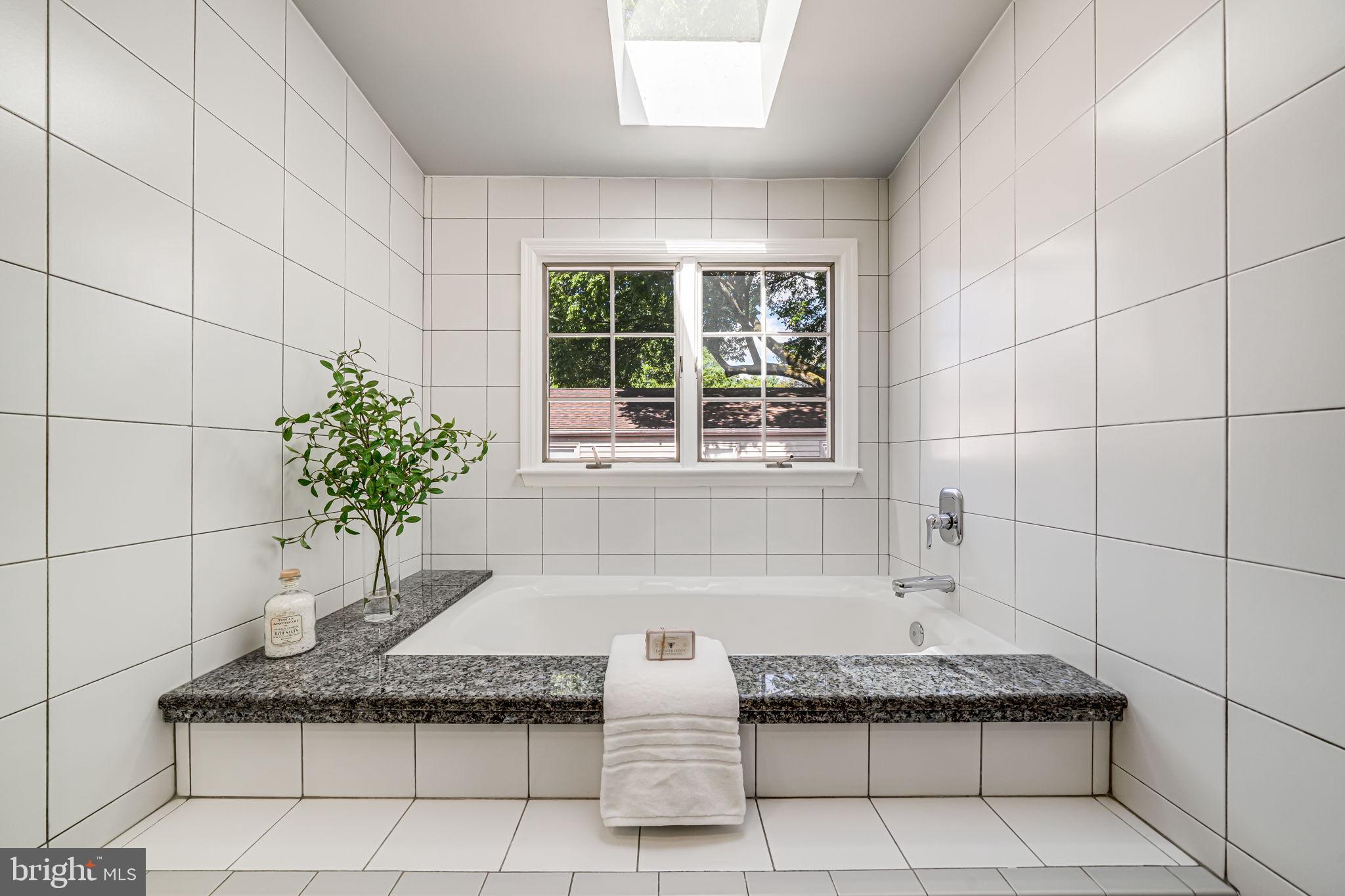 Real estate listing preview #33