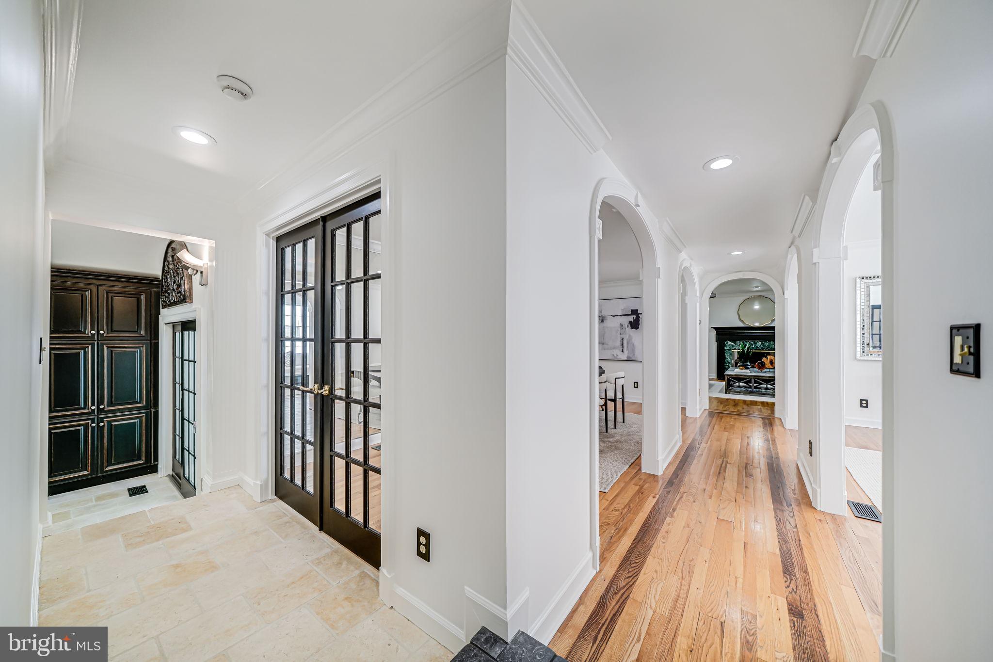 Real estate listing preview #9