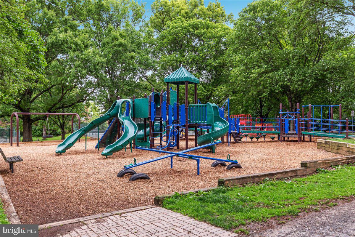 Real estate listing preview #54