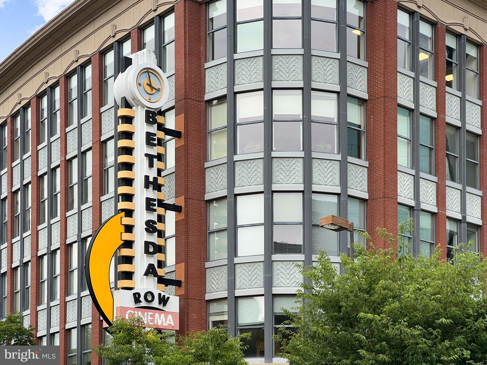 Real estate listing preview #64