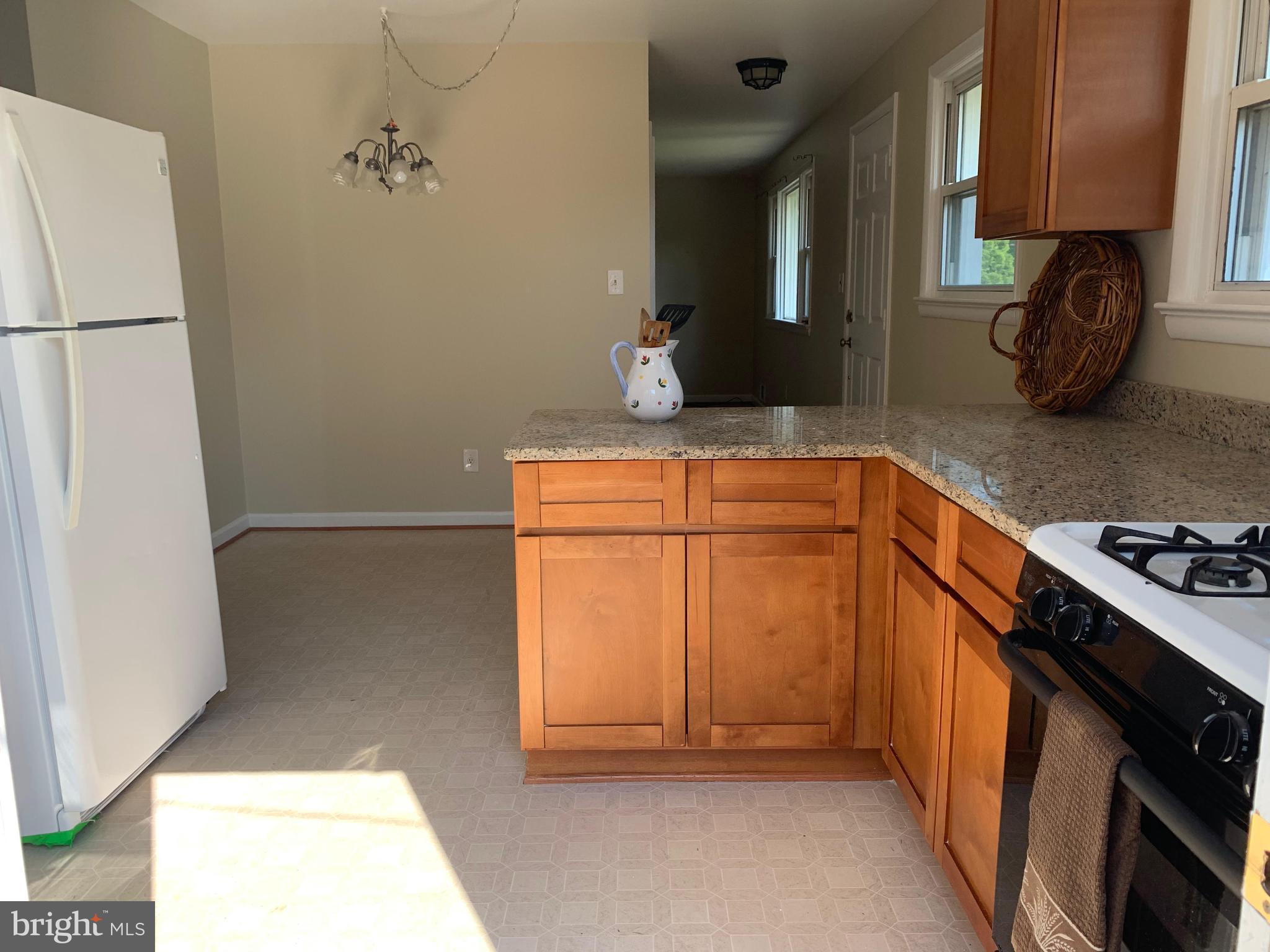 Real estate listing preview #2