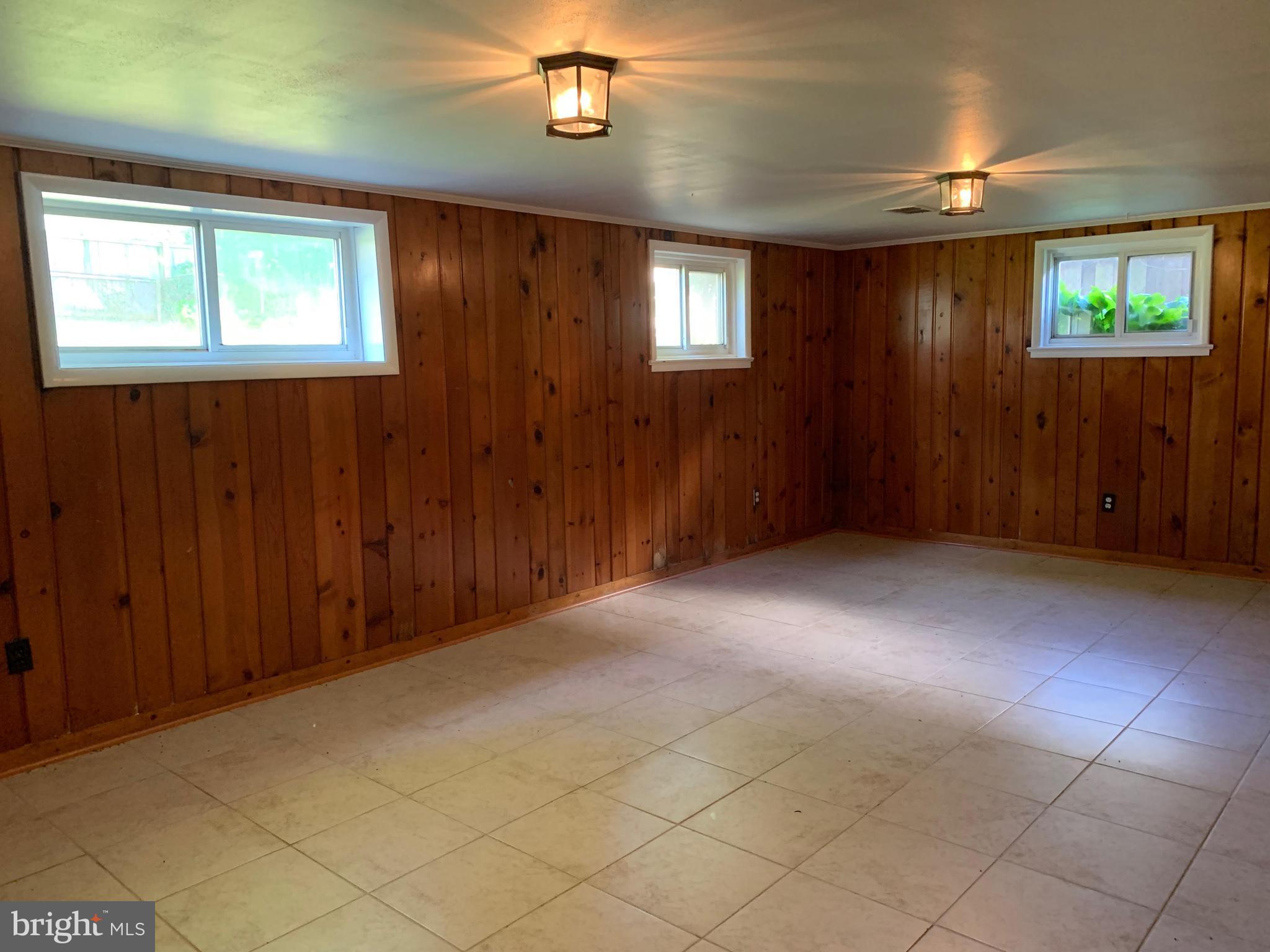 Real estate listing preview #11