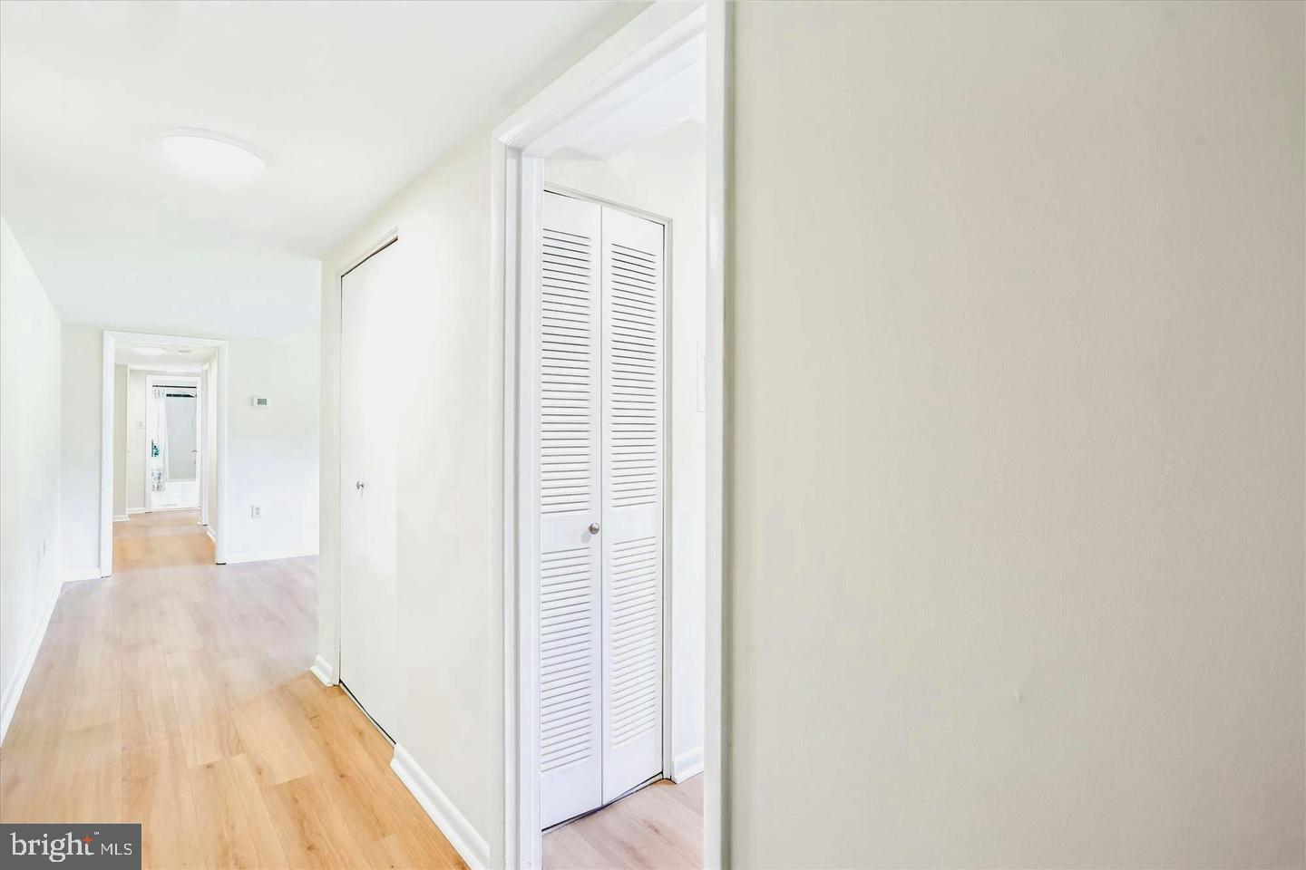 Real estate listing preview #4