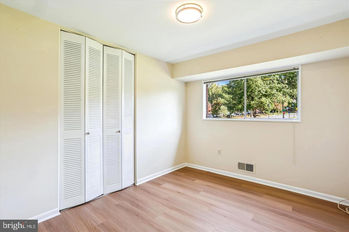 Real estate listing preview #22