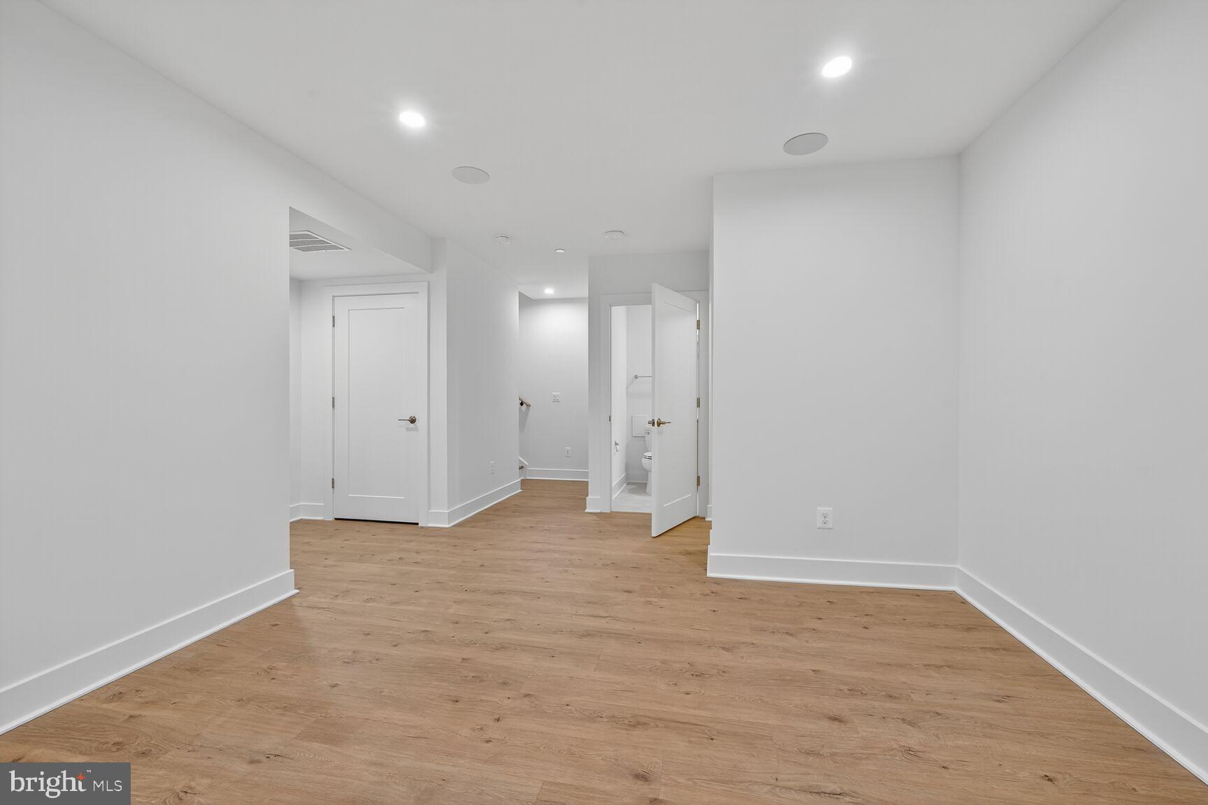 Real estate listing preview #30