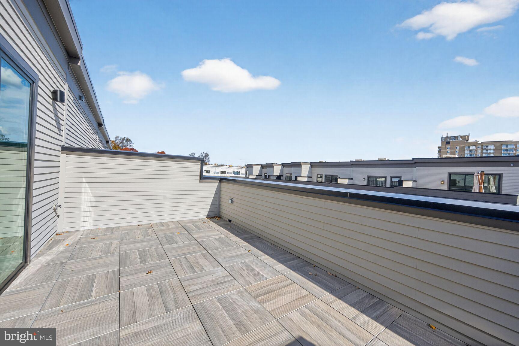 Real estate listing preview #25