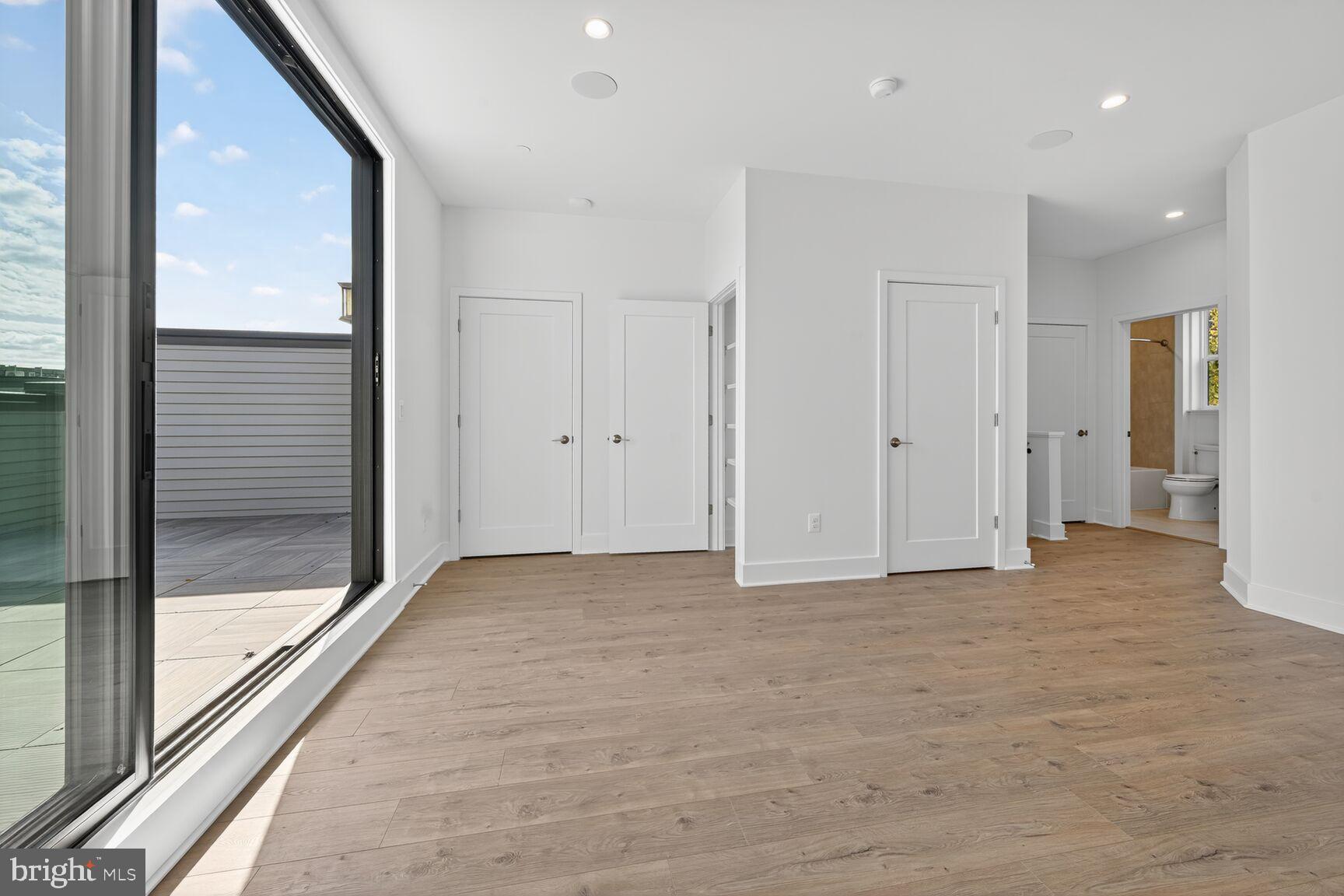 Real estate listing preview #23