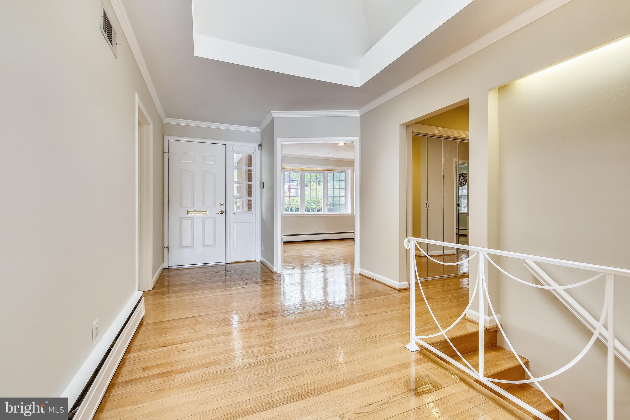 Real estate listing preview #8