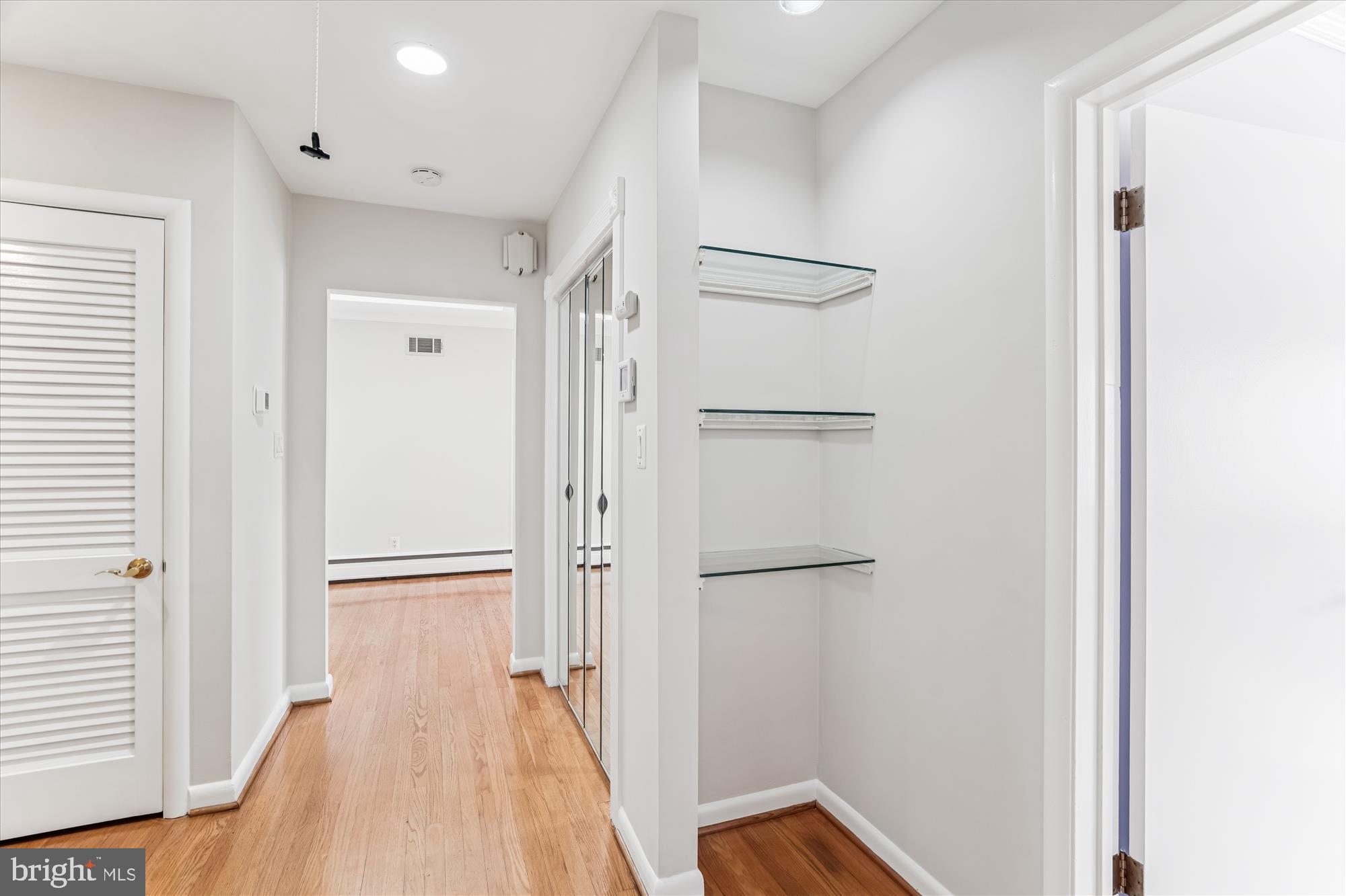 Real estate listing preview #22