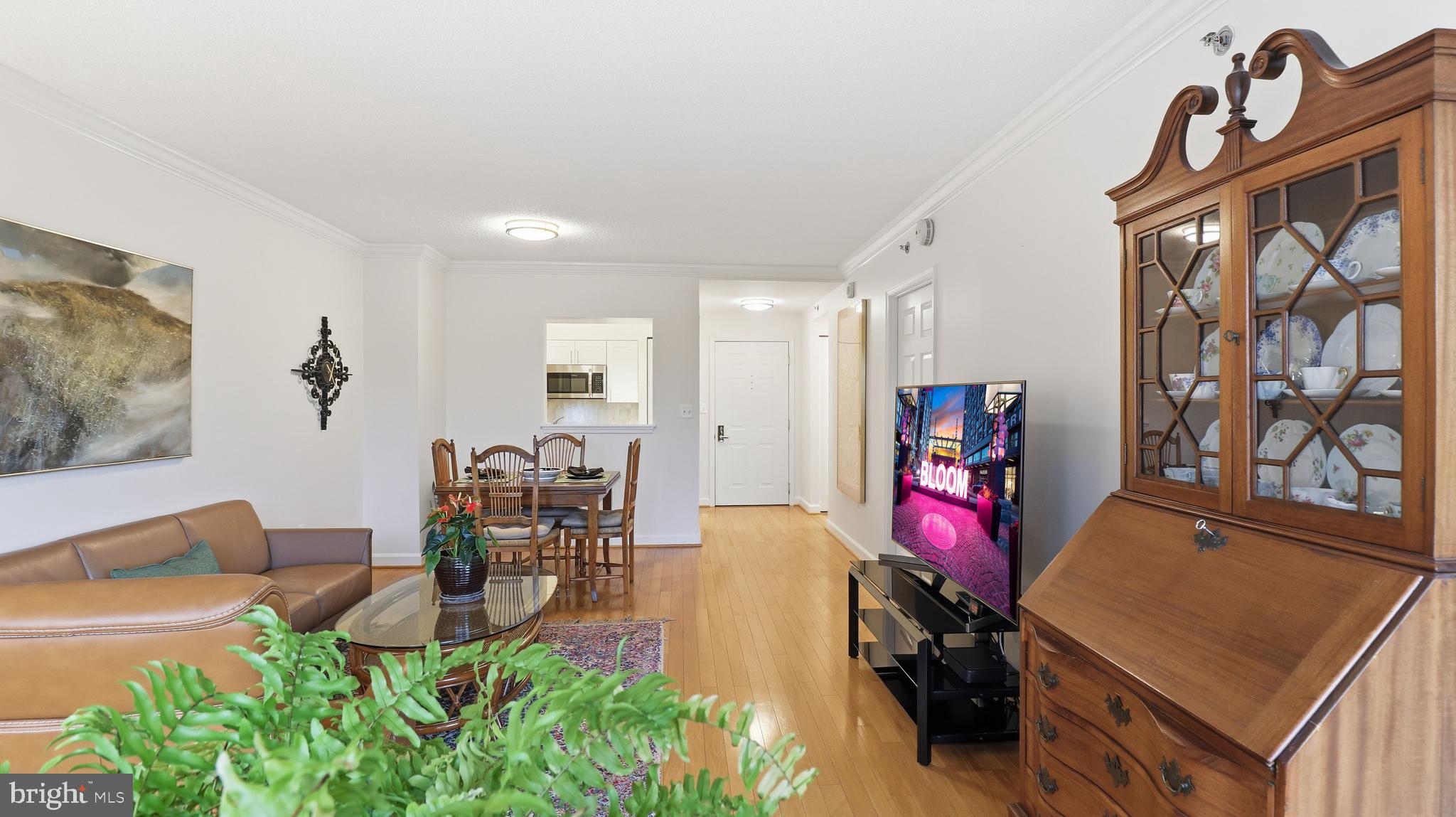 Real estate listing preview #2