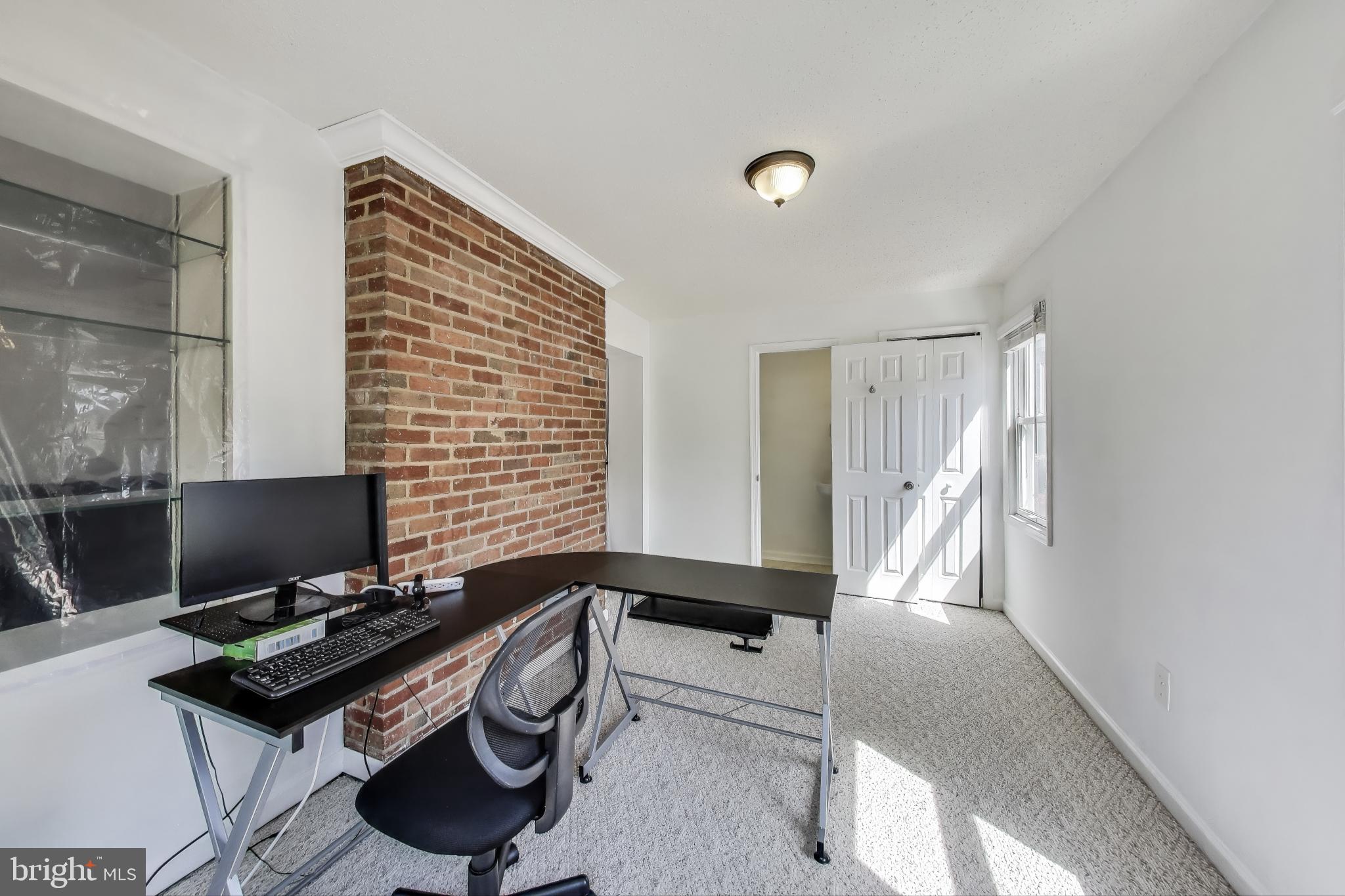 Real estate listing preview #11