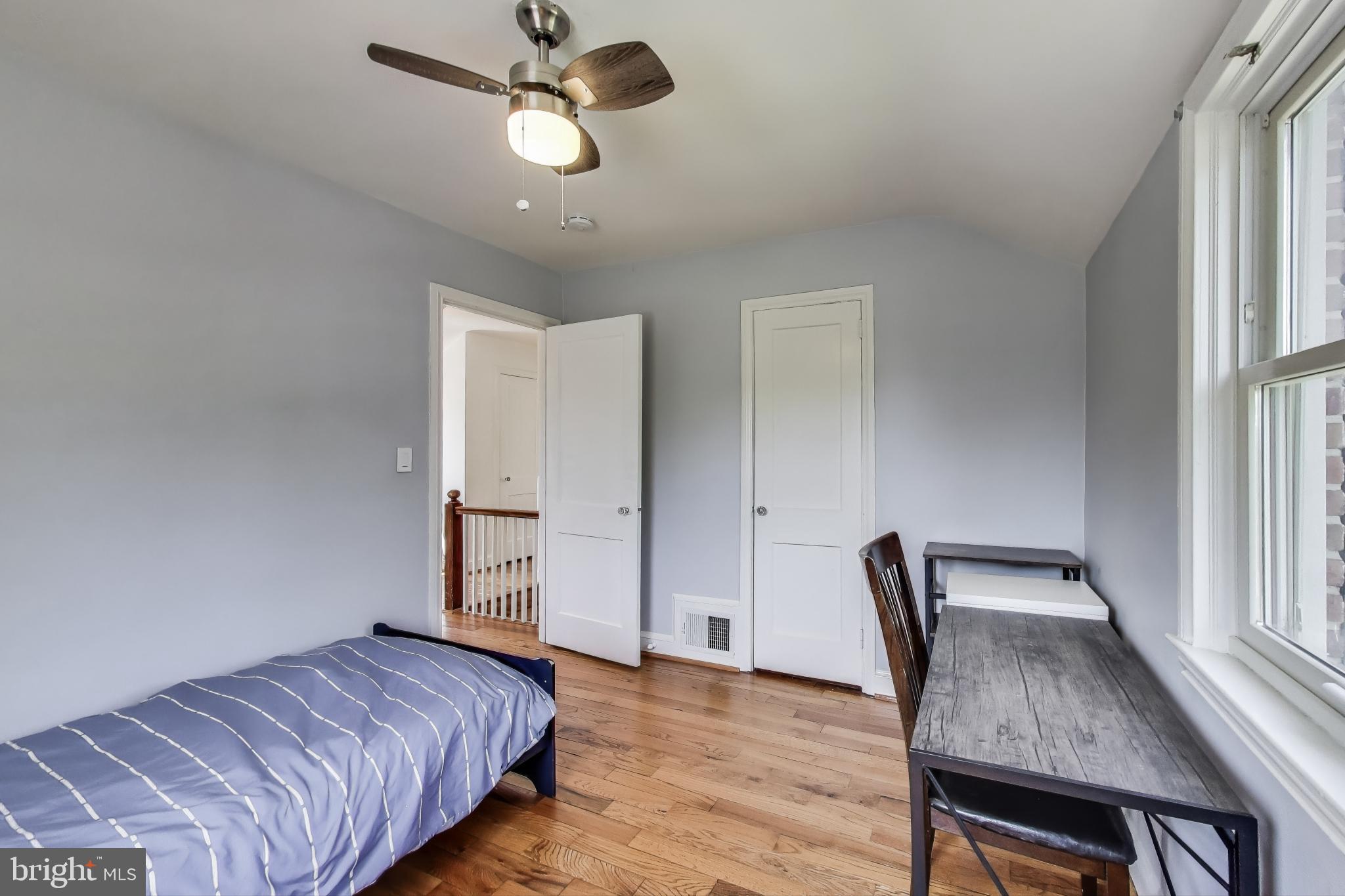 Real estate listing preview #17