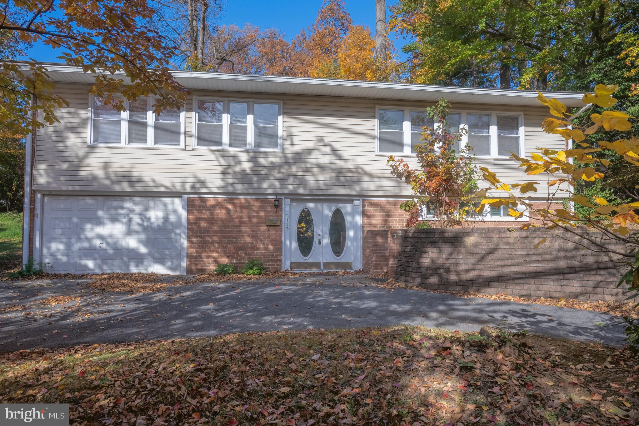 Real estate listing preview #3